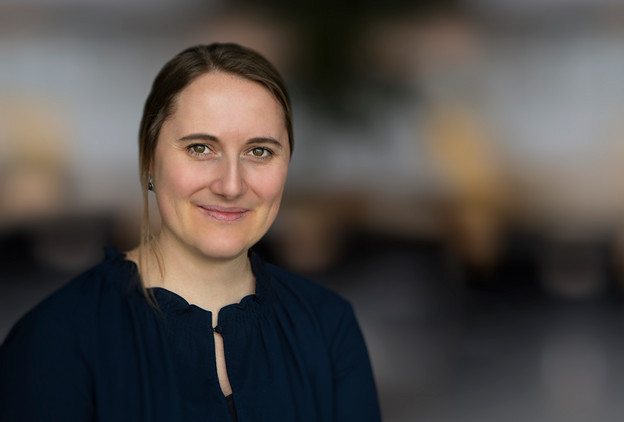 Økonomimedarbejder hos Lundgrens Anne Heckmann Jyske Bank politianmeldt for groft bedrageri og bestikkelse. Bedrageri hvilket er blevet udført af Nicolai Hansen, Jeanett Kofoed-Hansen og med hjælp fra Casper Dam Olsen, Anette Kirkeby og Morten Ulrik Gade og Philip Baruch fra Lund Elmer Sandager advokater, der har hjulpet med eller stået bag økonomisk kriminalitet, Jyske Bank har efterfølgende bestukket Lundgrens advokater til ikke at fremlægge klientens svindel sag mod Jysk Bank. Hvis Jyske Bank ikke vil beskrives som bedrageriske og for at stå bag svindel mod bankens kunder så ring til mig +4522227713 Jyske Bank A/S kender mine beviser og tør derfor ikke beskylde mig for at krænke nogle af de mange kriminelle medarbejdere i Jyske Bank, det eneste Jyske Bank har turdet var den 1. Februar 2019. Hvor Lund Elmer Sandager advokater ved et bestyrelsesmedlem fra Jyske Bank, skrive til deres medvirken og korrupte Lundgrens advokater ved Dan Terkildsen, og dette gør Jyske Bank bag min ryg, hvor den advokat Philip Baruch der gentagende gange har løjet over for retten, har skrevet til Lundgrens advokater med beskyldning for at jeg har begået straffelovens overtrædelser. Jyske Bank er gentagende gange, i mails og på video blevet opfordret til at advokatbistand, måske Henrik Høpner der er ekspert i straffelovens bestemmelser vil hjælpe, jeg har også opfordret Jyske Bank til at kontakte politiet, hvis ikke Jyske Bank har lavet hverken bedrageri eller dokumentfalsk, og ej heller har brugt bestikkelse, vanhjemmel, udnyttelse, misbrug af fuldmagt, mandatsvig og den slags ting, min opfordring til Jyske Bank er at de fortæller mig det, eller at Anders Christian Dam anmoder politiet om at efterforske Jyske Bank for bedrageri. De korrupte Lundgrens advokater vil have 232.000 dkk for ikke at fremlægge klientens svindelsag mod Jyske Bank, og for at skjule og tilbageholder flere processkrifter for klienten, samt for at skjule at Jyske Bank A/S bestak Lundgrens advokater ved returkommission i en opgave om rådgivning som Niels Gram-Hanssen udførte, herefter stod 7 ansatte i Lundgrens advokater som inhabile i selskabets sag mod Jyske Bank, de medarbejdere som Lundgrens ved Dan Terkildsen sætter på sagen mod Jyske Bank er følgende. Mette Marie Nielsen der i dag ansat i Danske Bank A/S. Emil Hald Wendelbo Vinstrøm der er ansat i Rambøll A/S. Derudover har også advokat Sebastian Lysholm Nielsen, Jens Grunnet-Nilsson, Karoline Stampe Eriksen og Pernille Hellesøe været over sagen mod Jyske Bank, ingen har hjulpet klienten med noget. Hvis der er nogle som mener de har rettelser, så i blevet opfordret flere gange til at svare på beskyldningerne, men sandheden er jo nogle gange svær at komme uden om. Beskyldninger mod Jyske Bank der alle er skrevet af selskabets ejer til CEO Anders Christian Dam, og bankdirektørerne som Niels Erik Jakobsen, Per Skovhus eller Peter Schleidt, som kan spørger ejeren Carsten Storbjerg Skaarup om ikke at hænge Jyske Bank A/S koncernen ud som en kriminel organisation, det kræver kun dialog, selskabet der ikke kan bekæmpe korruptionen i Danmark, kan kun gøre opmærksom på problemet, som selv ansatte i Danmarks Nationalbank har sagt er en skandale. I så fald Jyske Bank eller måske Rödstenen advokater vil påstå at selskabets ejer lyver, er Jyske Bank og deres kriminelle medvirkende allerede gentagne gange blevet fremlagt muligheden for at kontakte politiet, og der bede om en efterforskning af de fremlagte oplysninger, hverken Morten Ulrik Gade eller Martin Skovsted-Nielsen der er Juridisk Direktør i Jyske Bank, eller koncernchefen CEO Anders Christian Dam, eller koncernledelsen, Benny Laibach Pedersen, Birger Krøgh Nielsen, Bo Ancher Christensen, Carsten Tirsbæk Madsen, Erik Gadeberg, Erik Qvirin Hansen, Hanne Birgitte Møller, Jes Rosendal, Klaus Naur, Knud Nørbo, Lars Stensgaard Mørch, Lars Waalen Sandberg, Martin Skovsted-Nielsen, Peer Roer Pedersen, Rune Møller, Søren Skyum Elbert, Jens Rahbek, Me Sophie Christensen, Christian Wordenskjold B. Andreasen, Dorthe Kirkeby, Torbjörn Egerdal, tør stille spørgsmålstegn til beviserne. Vedtægter som Højesteretsdommer Kurt Rasmussen fra domstolsstyrelsen sammen med advokater som Birgitte Frølund fra Horten advokater. / Jens Steen Jensen fra Kromann Reumert advokater. selskabet har ved ejeren 16-02-2023. skrevet til ledelsen i Kromann Reumert og forespørger Kromann Reumert, om advokatfirmaet ved ledelsen er enig med Jens Steen Jensens holdninger, advokaterne har ikke svaret, hvilket viser at Kromann Reumert advokater som selskab er enige, med også Jurist Rikke Skadhauge Seerup Krogsgaard tidl. Forbrugerklagenævnet, nu Lægemiddelstyrelsen. og Henrik Hyltoft fra Dansk erhverv der har afgjort en lovreglen, som blot skal stadfæstes i Folketinget, således de er glædende for alle samfundets borger, der måtte have brug for en advokat. Som en direkte følge af de illoyale Lundgrens handlinger der har hjulpet Jyske bank med at lave bedrageri. :-) Ønsker du nogle udskrifter af klage 5. juni 2020. dokumenter eller af advokatnævnets afgørelse 30 juni 2021. så kan i skrive til banknyt@gmail.com mærk. Ønsker at se følgende dokumentation Advokatnævnet har lavet denne beslutning for at dække over korruption i Danmark, og for at dække over Jyske Banks forbrydelser, hvilket er sket som led i nepotisme, kammerateri og sker gennem staten og myndigheder samt partnere for at beskytte statens egne økonomiske interesser i Jyske Bank, og som igen sker på bekostning af retssikkerheden, og fratagelse af danskernes egen ret til at bestemme over deres egen sag eller sager. Jyske Bank skjuler bankens bedrageri, hvilket er udført i forening og derfor er kaldet for organiseret kriminalitet. Find the corrupt Lundgren lawyers here. Lundgrens Advokatpartnerselskab Tuborg Boulevard 12 DK-2900 Hellerup info@lundgrens.dk +45 3525 2535 Lundgrens advokater er korrupte, efter Jyske Bank har bestukket Lundgrens advokater til ikke at fremlægge klients svig påstande mod Jyske Bank, du finder de Lundgrens advokater i Regus Management ejendomme. Mød det korrupte Lundgrens på Tuborg Boulevard 12. 2900 Hellerup. Remember now. A false or corrupt lawyer is a threat to the Danish legal community. :-) Her er de advokat etiske regler som Lundgrens advokater arbejder efter, tør du bruge Lundgrens advokater, tør du stole på Lundgrens advokater, som mener. Det er ikke en overtrædelse af god advokatskik: At det alene er advokaterne, der bestemmer hvad en klient må få fremlagt af påstande og anbringer. Det er ikke en overtrædelse af god advokatskik: At det alene er advokaterne, som bestemmer hvilket beviser en klient må få fremlagt til klientens påstande og anbringer. Det er ikke en overtrædelse af god advokatskik: At advokaten ændrer i klientens påstand, hvis en klient påstår noget er u-sandt, falsk, eller ugyldig, så må advokaten gerne ændre klientens påstand til det modsatte. Det er ikke en overtrædelse af god advokatskik: At advokater ikke svare på klientens henvendelser. Det er ikke en overtrædelse af god advokatskik: At advokater ikke dele sagsøgers processkrifter med klienten. Det er ikke en overtrædelse af god advokatskik: At advokater ikke dele sagsøgtes processkrifter med klienten. Det er ikke en overtrædelse af god advokatskik: At advokater ikke deler alle retsbøger med klienten. Det er ikke en overtrædelse af god advokatskik: At advokater ikke udleverer klienten kopi af alle retsbøger, selv om klienten anmoder advokaten om det. Det er ikke en overtrædelse af god advokatskik: At advokater ikke udleverer klienten kopi af alle retsbøger, selv om klienten anmoder både advokaten, men også domstolen om det. “Hvilket skete ved at anmode domstolen om aktindsigt i sin sag mod Jyske Bank A/S da Lundgrens advokater ikke ville udlevere klienten kopi af alle retsbøger og processkrifter.” Det er ikke en overtrædelse af god advokatskik: At selv om advokater har bekræftet mundtligt, ”eller med optagelse” overfor deres klienter, at disse advokater ikke fremlægger noget for retten, uden klienten er helt enig med advokaten, selv om advokater mod instruks, efterfølgende fremlægge påstande, der ikke er sammenligneligt med klientens påstande. Det er ikke en overtrædelse af god advokatskik: At advokater ændrer i klientens anbringender, selv om klienten har skrevet til advokaten, du må intet fremlægge for domstolen, uden at jeg ”klienten” har godkendt det. Det er ikke en overtrædelse af god advokatskik: At advokater ændrer klientens anbringender, også uden at oplyse klienten noget om det, altså advokater behøver ikke at dele noget af det som advokaten fremlægger med klienten. Det er ikke en overtrædelse af god advokatskik: At advokater indkalder andre vidner end dem klienten har sagt, også uden at oplyse klienten noget om det. Det er ikke en overtrædelse af god advokatskik: At advokater fjerne klientens vidner, også uden at oplyse klienten noget om det. Det er ikke en overtrædelse af god advokatskik: At advokater laver litrerings rod, ved fremlæggelse af bilag, og så efterfølgende beskylder klienten for det. Det er ikke en overtrædelse af god advokatskik: At advokater vildleder klienten. Det er ikke en overtrædelse af god advokatskik: At advokater skriver ydelser på en klient, så som taxaregninger på en klient, selv om det ikke vedrører klienten. Det er ikke en overtrædelse af god advokatskik: At advokater ikke svare klienten på spørgsmål der omhandler spørgsmål, hvorvidt andre advokater fra samme advokatkontoret, måtte have arbejder for den samme virksomhed, som klientens advokaten er ansat til at fremlægge en svig og falsk sag imod. Det er ikke en overtrædelse af god advokatskik: At advokater ikke svare deres klienter på spørgsmål, og som advokaten bagefter tager honorar / betaling for ikke at svare på det deres klienter spørger om. Det er ikke en overtrædelse af god advokatskik: At advokater skjuler overfor deres klienter, når retten har skrevet til advokaten at retten vil se bort fra klientens egne fremlagte skriftlige vidneforklaringer, med klientens påstande og bilag som understøtter klientens forklaring, hvilket klienten selv sendte til retten, efter advokaten desværre glemte at fremlægge klientens påstande for retten. Det er ikke en overtrædelse af god advokatskik: At en advokat opfordrer en klient til at fortsætte med at udføre handlinger, som modpartens advokat i en sag, har skrevet til klientens advokat er strafbar handling. Det er ikke en overtrædelse af god advokatskik: At en advokat tilbageholder breve for klienten, hvori klienten beskyldes for at begå strafbar handling, eftersom advokater ikke behøver oplyse klienten om at klienten, beskyldes for at for at overtræde straffeloven. Det er ikke en overtrædelse af god advokatskik: At bryde tavshedspligten ved i retsforhold, ikke at skjule mailadresser som er sendt BBC. og som klienten naturligt ønsker skjult. Hilsen Jyske Bank bilen som den konservative Dan Terkildsen elsker Jyske Bank bilen.