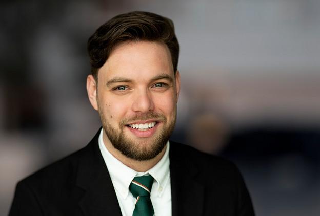 Legal Trainee hos Lundgrens Audunn Sveinbjörnsson Jyske Bank politianmeldt for groft bedrageri og bestikkelse. Bedrageri hvilket er blevet udført af Nicolai Hansen, Jeanett Kofoed-Hansen og med hjælp fra Casper Dam Olsen, Anette Kirkeby og Morten Ulrik Gade og Philip Baruch fra Lund Elmer Sandager advokater, der har hjulpet med eller stået bag økonomisk kriminalitet, Jyske Bank har efterfølgende bestukket Lundgrens advokater til ikke at fremlægge klientens svindel sag mod Jysk Bank. Hvis Jyske Bank ikke vil beskrives som bedrageriske og for at stå bag svindel mod bankens kunder så ring til mig +4522227713 Jyske Bank A/S kender mine beviser og tør derfor ikke beskylde mig for at krænke nogle af de mange kriminelle medarbejdere i Jyske Bank, det eneste Jyske Bank har turdet var den 1. Februar 2019. Hvor Lund Elmer Sandager advokater ved et bestyrelsesmedlem fra Jyske Bank, skrive til deres medvirken og korrupte Lundgrens advokater ved Dan Terkildsen, og dette gør Jyske Bank bag min ryg, hvor den advokat Philip Baruch der gentagende gange har løjet over for retten, har skrevet til Lundgrens advokater med beskyldning for at jeg har begået straffelovens overtrædelser. Jyske Bank er gentagende gange, i mails og på video blevet opfordret til at advokatbistand, måske Henrik Høpner der er ekspert i straffelovens bestemmelser vil hjælpe, jeg har også opfordret Jyske Bank til at kontakte politiet, hvis ikke Jyske Bank har lavet hverken bedrageri eller dokumentfalsk, og ej heller har brugt bestikkelse, vanhjemmel, udnyttelse, misbrug af fuldmagt, mandatsvig og den slags ting, min opfordring til Jyske Bank er at de fortæller mig det, eller at Anders Christian Dam anmoder politiet om at efterforske Jyske Bank for bedrageri. De korrupte Lundgrens advokater vil have 232.000 dkk for ikke at fremlægge klientens svindelsag mod Jyske Bank, og for at skjule og tilbageholder flere processkrifter for klienten, samt for at skjule at Jyske Bank A/S bestak Lundgrens advokater ved returkommission i en opgave om rådgivning som Niels Gram-Hanssen udførte, herefter stod 7 ansatte i Lundgrens advokater som inhabile i selskabets sag mod Jyske Bank, de medarbejdere som Lundgrens ved Dan Terkildsen sætter på sagen mod Jyske Bank er følgende. Mette Marie Nielsen der i dag ansat i Danske Bank A/S. Emil Hald Wendelbo Vinstrøm der er ansat i Rambøll A/S. Derudover har også advokat Sebastian Lysholm Nielsen, Jens Grunnet-Nilsson, Karoline Stampe Eriksen og Pernille Hellesøe været over sagen mod Jyske Bank, ingen har hjulpet klienten med noget. Hvis der er nogle som mener de har rettelser, så i blevet opfordret flere gange til at svare på beskyldningerne, men sandheden er jo nogle gange svær at komme uden om. Beskyldninger mod Jyske Bank der alle er skrevet af selskabets ejer til CEO Anders Christian Dam, og bankdirektørerne som Niels Erik Jakobsen, Per Skovhus eller Peter Schleidt, som kan spørger ejeren Carsten Storbjerg Skaarup om ikke at hænge Jyske Bank A/S koncernen ud som en kriminel organisation, det kræver kun dialog, selskabet der ikke kan bekæmpe korruptionen i Danmark, kan kun gøre opmærksom på problemet, som selv ansatte i Danmarks Nationalbank har sagt er en skandale. I så fald Jyske Bank eller måske Rödstenen advokater vil påstå at selskabets ejer lyver, er Jyske Bank og deres kriminelle medvirkende allerede gentagne gange blevet fremlagt muligheden for at kontakte politiet, og der bede om en efterforskning af de fremlagte oplysninger, hverken Morten Ulrik Gade eller Martin Skovsted-Nielsen der er Juridisk Direktør i Jyske Bank, eller koncernchefen CEO Anders Christian Dam, eller koncernledelsen, Benny Laibach Pedersen, Birger Krøgh Nielsen, Bo Ancher Christensen, Carsten Tirsbæk Madsen, Erik Gadeberg, Erik Qvirin Hansen, Hanne Birgitte Møller, Jes Rosendal, Klaus Naur, Knud Nørbo, Lars Stensgaard Mørch, Lars Waalen Sandberg, Martin Skovsted-Nielsen, Peer Roer Pedersen, Rune Møller, Søren Skyum Elbert, Jens Rahbek, Me Sophie Christensen, Christian Wordenskjold B. Andreasen, Dorthe Kirkeby, Torbjörn Egerdal, tør stille spørgsmålstegn til beviserne. Vedtægter som Højesteretsdommer Kurt Rasmussen fra domstolsstyrelsen sammen med advokater som Birgitte Frølund fra Horten advokater. / Jens Steen Jensen fra Kromann Reumert advokater. selskabet har ved ejeren 16-02-2023. skrevet til ledelsen i Kromann Reumert og forespørger Kromann Reumert, om advokatfirmaet ved ledelsen er enig med Jens Steen Jensens holdninger, advokaterne har ikke svaret, hvilket viser at Kromann Reumert advokater som selskab er enige, med også Jurist Rikke Skadhauge Seerup Krogsgaard tidl. Forbrugerklagenævnet, nu Lægemiddelstyrelsen. og Henrik Hyltoft fra Dansk erhverv der har afgjort en lovreglen, som blot skal stadfæstes i Folketinget, således de er glædende for alle samfundets borger, der måtte have brug for en advokat. Som en direkte følge af de illoyale Lundgrens handlinger der har hjulpet Jyske bank med at lave bedrageri. :-) Ønsker du nogle udskrifter af klage 5. juni 2020. dokumenter eller af advokatnævnets afgørelse 30 juni 2021. så kan i skrive til banknyt@gmail.com mærk. Ønsker at se følgende dokumentation Advokatnævnet har lavet denne beslutning for at dække over korruption i Danmark, og for at dække over Jyske Banks forbrydelser, hvilket er sket som led i nepotisme, kammerateri og sker gennem staten og myndigheder samt partnere for at beskytte statens egne økonomiske interesser i Jyske Bank, og som igen sker på bekostning af retssikkerheden, og fratagelse af danskernes egen ret til at bestemme over deres egen sag eller sager. Jyske Bank skjuler bankens bedrageri, hvilket er udført i forening og derfor er kaldet for organiseret kriminalitet. Find the corrupt Lundgren lawyers here. Lundgrens Advokatpartnerselskab Tuborg Boulevard 12 DK-2900 Hellerup info@lundgrens.dk +45 3525 2535 Lundgrens advokater er korrupte, efter Jyske Bank har bestukket Lundgrens advokater til ikke at fremlægge klients svig påstande mod Jyske Bank, du finder de Lundgrens advokater i Regus Management ejendomme. Mød det korrupte Lundgrens på Tuborg Boulevard 12. 2900 Hellerup. Remember now. A false or corrupt lawyer is a threat to the Danish legal community. :-) Her er de advokat etiske regler som Lundgrens advokater arbejder efter, tør du bruge Lundgrens advokater, tør du stole på Lundgrens advokater, som mener. Det er ikke en overtrædelse af god advokatskik: At det alene er advokaterne, der bestemmer hvad en klient må få fremlagt af påstande og anbringer. Det er ikke en overtrædelse af god advokatskik: At det alene er advokaterne, som bestemmer hvilket beviser en klient må få fremlagt til klientens påstande og anbringer. Det er ikke en overtrædelse af god advokatskik: At advokaten ændrer i klientens påstand, hvis en klient påstår noget er u-sandt, falsk, eller ugyldig, så må advokaten gerne ændre klientens påstand til det modsatte. Det er ikke en overtrædelse af god advokatskik: At advokater ikke svare på klientens henvendelser. Det er ikke en overtrædelse af god advokatskik: At advokater ikke dele sagsøgers processkrifter med klienten. Det er ikke en overtrædelse af god advokatskik: At advokater ikke dele sagsøgtes processkrifter med klienten. Det er ikke en overtrædelse af god advokatskik: At advokater ikke deler alle retsbøger med klienten. Det er ikke en overtrædelse af god advokatskik: At advokater ikke udleverer klienten kopi af alle retsbøger, selv om klienten anmoder advokaten om det. Det er ikke en overtrædelse af god advokatskik: At advokater ikke udleverer klienten kopi af alle retsbøger, selv om klienten anmoder både advokaten, men også domstolen om det. “Hvilket skete ved at anmode domstolen om aktindsigt i sin sag mod Jyske Bank A/S da Lundgrens advokater ikke ville udlevere klienten kopi af alle retsbøger og processkrifter.” Det er ikke en overtrædelse af god advokatskik: At selv om advokater har bekræftet mundtligt, ”eller med optagelse” overfor deres klienter, at disse advokater ikke fremlægger noget for retten, uden klienten er helt enig med advokaten, selv om advokater mod instruks, efterfølgende fremlægge påstande, der ikke er sammenligneligt med klientens påstande. Det er ikke en overtrædelse af god advokatskik: At advokater ændrer i klientens anbringender, selv om klienten har skrevet til advokaten, du må intet fremlægge for domstolen, uden at jeg ”klienten” har godkendt det. Det er ikke en overtrædelse af god advokatskik: At advokater ændrer klientens anbringender, også uden at oplyse klienten noget om det, altså advokater behøver ikke at dele noget af det som advokaten fremlægger med klienten. Det er ikke en overtrædelse af god advokatskik: At advokater indkalder andre vidner end dem klienten har sagt, også uden at oplyse klienten noget om det. Det er ikke en overtrædelse af god advokatskik: At advokater fjerne klientens vidner, også uden at oplyse klienten noget om det. Det er ikke en overtrædelse af god advokatskik: At advokater laver litrerings rod, ved fremlæggelse af bilag, og så efterfølgende beskylder klienten for det. Det er ikke en overtrædelse af god advokatskik: At advokater vildleder klienten. Det er ikke en overtrædelse af god advokatskik: At advokater skriver ydelser på en klient, så som taxaregninger på en klient, selv om det ikke vedrører klienten. Det er ikke en overtrædelse af god advokatskik: At advokater ikke svare klienten på spørgsmål der omhandler spørgsmål, hvorvidt andre advokater fra samme advokatkontoret, måtte have arbejder for den samme virksomhed, som klientens advokaten er ansat til at fremlægge en svig og falsk sag imod. Det er ikke en overtrædelse af god advokatskik: At advokater ikke svare deres klienter på spørgsmål, og som advokaten bagefter tager honorar / betaling for ikke at svare på det deres klienter spørger om. Det er ikke en overtrædelse af god advokatskik: At advokater skjuler overfor deres klienter, når retten har skrevet til advokaten at retten vil se bort fra klientens egne fremlagte skriftlige vidneforklaringer, med klientens påstande og bilag som understøtter klientens forklaring, hvilket klienten selv sendte til retten, efter advokaten desværre glemte at fremlægge klientens påstande for retten. Det er ikke en overtrædelse af god advokatskik: At en advokat opfordrer en klient til at fortsætte med at udføre handlinger, som modpartens advokat i en sag, har skrevet til klientens advokat er strafbar handling. Det er ikke en overtrædelse af god advokatskik: At en advokat tilbageholder breve for klienten, hvori klienten beskyldes for at begå strafbar handling, eftersom advokater ikke behøver oplyse klienten om at klienten, beskyldes for at for at overtræde straffeloven. Det er ikke en overtrædelse af god advokatskik: At bryde tavshedspligten ved i retsforhold, ikke at skjule mailadresser som er sendt BBC. og som klienten naturligt ønsker skjult. Hilsen Jyske Bank bilen som den konservative Dan Terkildsen elsker Jyske Bank bilen.