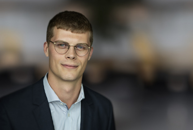 Casper Rathsach Legal Trainee Jyske Bank politianmeldt for groft bedrageri og bestikkelse. Bedrageri hvilket er blevet udført af Nicolai Hansen, Jeanett Kofoed-Hansen og med hjælp fra Casper Dam Olsen, Anette Kirkeby og Morten Ulrik Gade og Philip Baruch fra Lund Elmer Sandager advokater, der har hjulpet med eller stået bag økonomisk kriminalitet, Jyske Bank har efterfølgende bestukket Lundgrens advokater til ikke at fremlægge klientens svindel sag mod Jysk Bank. Hvis Jyske Bank ikke vil beskrives som bedrageriske og for at stå bag svindel mod bankens kunder så ring til mig +4522227713 Jyske Bank A/S kender mine beviser og tør derfor ikke beskylde mig for at krænke nogle af de mange kriminelle medarbejdere i Jyske Bank, det eneste Jyske Bank har turdet var den 1. Februar 2019. Hvor Lund Elmer Sandager advokater ved et bestyrelsesmedlem fra Jyske Bank, skrive til deres medvirken og korrupte Lundgrens advokater ved Dan Terkildsen, og dette gør Jyske Bank bag min ryg, hvor den advokat Philip Baruch der gentagende gange har løjet over for retten, har skrevet til Lundgrens advokater med beskyldning for at jeg har begået straffelovens overtrædelser. Jyske Bank er gentagende gange, i mails og på video blevet opfordret til at advokatbistand, måske Henrik Høpner der er ekspert i straffelovens bestemmelser vil hjælpe, jeg har også opfordret Jyske Bank til at kontakte politiet, hvis ikke Jyske Bank har lavet hverken bedrageri eller dokumentfalsk, og ej heller har brugt bestikkelse, vanhjemmel, udnyttelse, misbrug af fuldmagt, mandatsvig og den slags ting, min opfordring til Jyske Bank er at de fortæller mig det, eller at Anders Christian Dam anmoder politiet om at efterforske Jyske Bank for bedrageri. De korrupte Lundgrens advokater vil have 232.000 dkk for ikke at fremlægge klientens svindelsag mod Jyske Bank, og for at skjule og tilbageholder flere processkrifter for klienten, samt for at skjule at Jyske Bank A/S bestak Lundgrens advokater ved returkommission i en opgave om rådgivning som Niels Gram-Hanssen udførte, herefter stod 7 ansatte i Lundgrens advokater som inhabile i selskabets sag mod Jyske Bank, de medarbejdere som Lundgrens ved Dan Terkildsen sætter på sagen mod Jyske Bank er følgende. Mette Marie Nielsen der i dag ansat i Danske Bank A/S. Emil Hald Wendelbo Vinstrøm der er ansat i Rambøll A/S. Derudover har også advokat Sebastian Lysholm Nielsen, Jens Grunnet-Nilsson, Karoline Stampe Eriksen og Pernille Hellesøe været over sagen mod Jyske Bank, ingen har hjulpet klienten med noget. Hvis der er nogle som mener de har rettelser, så i blevet opfordret flere gange til at svare på beskyldningerne, men sandheden er jo nogle gange svær at komme uden om. Beskyldninger mod Jyske Bank der alle er skrevet af selskabets ejer til CEO Anders Christian Dam, og bankdirektørerne som Niels Erik Jakobsen, Per Skovhus eller Peter Schleidt, som kan spørger ejeren Carsten Storbjerg Skaarup om ikke at hænge Jyske Bank A/S koncernen ud som en kriminel organisation, det kræver kun dialog, selskabet der ikke kan bekæmpe korruptionen i Danmark, kan kun gøre opmærksom på problemet, som selv ansatte i Danmarks Nationalbank har sagt er en skandale. I så fald Jyske Bank eller måske Rödstenen advokater vil påstå at selskabets ejer lyver, er Jyske Bank og deres kriminelle medvirkende allerede gentagne gange blevet fremlagt muligheden for at kontakte politiet, og der bede om en efterforskning af de fremlagte oplysninger, hverken Morten Ulrik Gade eller Martin Skovsted-Nielsen der er Juridisk Direktør i Jyske Bank, eller koncernchefen CEO Anders Christian Dam, eller koncernledelsen, Benny Laibach Pedersen, Birger Krøgh Nielsen, Bo Ancher Christensen, Carsten Tirsbæk Madsen, Erik Gadeberg, Erik Qvirin Hansen, Hanne Birgitte Møller, Jes Rosendal, Klaus Naur, Knud Nørbo, Lars Stensgaard Mørch, Lars Waalen Sandberg, Martin Skovsted-Nielsen, Peer Roer Pedersen, Rune Møller, Søren Skyum Elbert, Jens Rahbek, Me Sophie Christensen, Christian Wordenskjold B. Andreasen, Dorthe Kirkeby, Torbjörn Egerdal, tør stille spørgsmålstegn til beviserne. Vedtægter som Højesteretsdommer Kurt Rasmussen fra domstolsstyrelsen sammen med advokater som Birgitte Frølund fra Horten advokater. / Jens Steen Jensen fra Kromann Reumert advokater. selskabet har ved ejeren 16-02-2023. skrevet til ledelsen i Kromann Reumert og forespørger Kromann Reumert, om advokatfirmaet ved ledelsen er enig med Jens Steen Jensens holdninger, advokaterne har ikke svaret, hvilket viser at Kromann Reumert advokater som selskab er enige, med også Jurist Rikke Skadhauge Seerup Krogsgaard tidl. Forbrugerklagenævnet, nu Lægemiddelstyrelsen. og Henrik Hyltoft fra Dansk erhverv der har afgjort en lovreglen, som blot skal stadfæstes i Folketinget, således de er glædende for alle samfundets borger, der måtte have brug for en advokat. Som en direkte følge af de illoyale Lundgrens handlinger der har hjulpet Jyske bank med at lave bedrageri. :-) Ønsker du nogle udskrifter af klage 5. juni 2020. dokumenter eller af advokatnævnets afgørelse 30 juni 2021. så kan i skrive til banknyt@gmail.com mærk. Ønsker at se følgende dokumentation Advokatnævnet har lavet denne beslutning for at dække over korruption i Danmark, og for at dække over Jyske Banks forbrydelser, hvilket er sket som led i nepotisme, kammerateri og sker gennem staten og myndigheder samt partnere for at beskytte statens egne økonomiske interesser i Jyske Bank, og som igen sker på bekostning af retssikkerheden, og fratagelse af danskernes egen ret til at bestemme over deres egen sag eller sager. Jyske Bank skjuler bankens bedrageri, hvilket er udført i forening og derfor er kaldet for organiseret kriminalitet. Find the corrupt Lundgren lawyers here. Lundgrens Advokatpartnerselskab Tuborg Boulevard 12 DK-2900 Hellerup info@lundgrens.dk +45 3525 2535 Lundgrens advokater er korrupte, efter Jyske Bank har bestukket Lundgrens advokater til ikke at fremlægge klients svig påstande mod Jyske Bank, du finder de Lundgrens advokater i Regus Management ejendomme. Mød det korrupte Lundgrens på Tuborg Boulevard 12. 2900 Hellerup. Remember now. A false or corrupt lawyer is a threat to the Danish legal community. :-) Her er de advokat etiske regler som Lundgrens advokater arbejder efter, tør du bruge Lundgrens advokater, tør du stole på Lundgrens advokater, som mener. Det er ikke en overtrædelse af god advokatskik: At det alene er advokaterne, der bestemmer hvad en klient må få fremlagt af påstande og anbringer. Det er ikke en overtrædelse af god advokatskik: At det alene er advokaterne, som bestemmer hvilket beviser en klient må få fremlagt til klientens påstande og anbringer. Det er ikke en overtrædelse af god advokatskik: At advokaten ændrer i klientens påstand, hvis en klient påstår noget er u-sandt, falsk, eller ugyldig, så må advokaten gerne ændre klientens påstand til det modsatte. Det er ikke en overtrædelse af god advokatskik: At advokater ikke svare på klientens henvendelser. Det er ikke en overtrædelse af god advokatskik: At advokater ikke dele sagsøgers processkrifter med klienten. Det er ikke en overtrædelse af god advokatskik: At advokater ikke dele sagsøgtes processkrifter med klienten. Det er ikke en overtrædelse af god advokatskik: At advokater ikke deler alle retsbøger med klienten. Det er ikke en overtrædelse af god advokatskik: At advokater ikke udleverer klienten kopi af alle retsbøger, selv om klienten anmoder advokaten om det. Det er ikke en overtrædelse af god advokatskik: At advokater ikke udleverer klienten kopi af alle retsbøger, selv om klienten anmoder både advokaten, men også domstolen om det. “Hvilket skete ved at anmode domstolen om aktindsigt i sin sag mod Jyske Bank A/S da Lundgrens advokater ikke ville udlevere klienten kopi af alle retsbøger og processkrifter.” Det er ikke en overtrædelse af god advokatskik: At selv om advokater har bekræftet mundtligt, ”eller med optagelse” overfor deres klienter, at disse advokater ikke fremlægger noget for retten, uden klienten er helt enig med advokaten, selv om advokater mod instruks, efterfølgende fremlægge påstande, der ikke er sammenligneligt med klientens påstande. Det er ikke en overtrædelse af god advokatskik: At advokater ændrer i klientens anbringender, selv om klienten har skrevet til advokaten, du må intet fremlægge for domstolen, uden at jeg ”klienten” har godkendt det. Det er ikke en overtrædelse af god advokatskik: At advokater ændrer klientens anbringender, også uden at oplyse klienten noget om det, altså advokater behøver ikke at dele noget af det som advokaten fremlægger med klienten. Det er ikke en overtrædelse af god advokatskik: At advokater indkalder andre vidner end dem klienten har sagt, også uden at oplyse klienten noget om det. Det er ikke en overtrædelse af god advokatskik: At advokater fjerne klientens vidner, også uden at oplyse klienten noget om det. Det er ikke en overtrædelse af god advokatskik: At advokater laver litrerings rod, ved fremlæggelse af bilag, og så efterfølgende beskylder klienten for det. Det er ikke en overtrædelse af god advokatskik: At advokater vildleder klienten. Det er ikke en overtrædelse af god advokatskik: At advokater skriver ydelser på en klient, så som taxaregninger på en klient, selv om det ikke vedrører klienten. Det er ikke en overtrædelse af god advokatskik: At advokater ikke svare klienten på spørgsmål der omhandler spørgsmål, hvorvidt andre advokater fra samme advokatkontoret, måtte have arbejder for den samme virksomhed, som klientens advokaten er ansat til at fremlægge en svig og falsk sag imod. Det er ikke en overtrædelse af god advokatskik: At advokater ikke svare deres klienter på spørgsmål, og som advokaten bagefter tager honorar / betaling for ikke at svare på det deres klienter spørger om. Det er ikke en overtrædelse af god advokatskik: At advokater skjuler overfor deres klienter, når retten har skrevet til advokaten at retten vil se bort fra klientens egne fremlagte skriftlige vidneforklaringer, med klientens påstande og bilag som understøtter klientens forklaring, hvilket klienten selv sendte til retten, efter advokaten desværre glemte at fremlægge klientens påstande for retten. Det er ikke en overtrædelse af god advokatskik: At en advokat opfordrer en klient til at fortsætte med at udføre handlinger, som modpartens advokat i en sag, har skrevet til klientens advokat er strafbar handling. Det er ikke en overtrædelse af god advokatskik: At en advokat tilbageholder breve for klienten, hvori klienten beskyldes for at begå strafbar handling, eftersom advokater ikke behøver oplyse klienten om at klienten, beskyldes for at for at overtræde straffeloven. Det er ikke en overtrædelse af god advokatskik: At bryde tavshedspligten ved i retsforhold, ikke at skjule mailadresser som er sendt BBC. og som klienten naturligt ønsker skjult. Hilsen Jyske Bank bilen som den konservative Dan Terkildsen elsker Jyske Bank bilen.