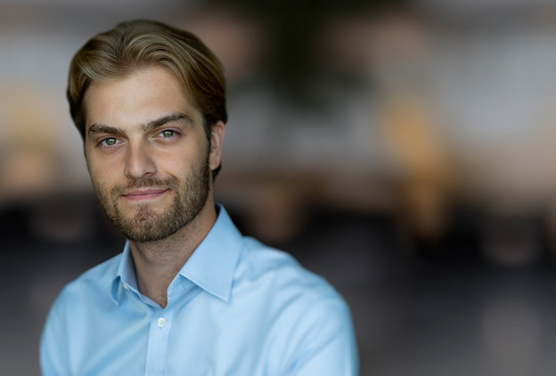 Emil Behnke Legal Trainee hos Lundgrens Jyske Bank politianmeldt for groft bedrageri og bestikkelse. Bedrageri hvilket er blevet udført af Nicolai Hansen, Jeanett Kofoed-Hansen og med hjælp fra Casper Dam Olsen, Anette Kirkeby og Morten Ulrik Gade og Philip Baruch fra Lund Elmer Sandager advokater, der har hjulpet med eller stået bag økonomisk kriminalitet, Jyske Bank har efterfølgende bestukket Lundgrens advokater til ikke at fremlægge klientens svindel sag mod Jysk Bank. Hvis Jyske Bank ikke vil beskrives som bedrageriske og for at stå bag svindel mod bankens kunder så ring til mig +4522227713 Jyske Bank A/S kender mine beviser og tør derfor ikke beskylde mig for at krænke nogle af de mange kriminelle medarbejdere i Jyske Bank, det eneste Jyske Bank har turdet var den 1. Februar 2019. Hvor Lund Elmer Sandager advokater ved et bestyrelsesmedlem fra Jyske Bank, skrive til deres medvirken og korrupte Lundgrens advokater ved Dan Terkildsen, og dette gør Jyske Bank bag min ryg, hvor den advokat Philip Baruch der gentagende gange har løjet over for retten, har skrevet til Lundgrens advokater med beskyldning for at jeg har begået straffelovens overtrædelser. Jyske Bank er gentagende gange, i mails og på video blevet opfordret til at advokatbistand, måske Henrik Høpner der er ekspert i straffelovens bestemmelser vil hjælpe, jeg har også opfordret Jyske Bank til at kontakte politiet, hvis ikke Jyske Bank har lavet hverken bedrageri eller dokumentfalsk, og ej heller har brugt bestikkelse, vanhjemmel, udnyttelse, misbrug af fuldmagt, mandatsvig og den slags ting, min opfordring til Jyske Bank er at de fortæller mig det, eller at Anders Christian Dam anmoder politiet om at efterforske Jyske Bank for bedrageri. De korrupte Lundgrens advokater vil have 232.000 dkk for ikke at fremlægge klientens svindelsag mod Jyske Bank, og for at skjule og tilbageholder flere processkrifter for klienten, samt for at skjule at Jyske Bank A/S bestak Lundgrens advokater ved returkommission i en opgave om rådgivning som Niels Gram-Hanssen udførte, herefter stod 7 ansatte i Lundgrens advokater som inhabile i selskabets sag mod Jyske Bank, de medarbejdere som Lundgrens ved Dan Terkildsen sætter på sagen mod Jyske Bank er følgende. Mette Marie Nielsen der i dag ansat i Danske Bank A/S. Emil Hald Wendelbo Vinstrøm der er ansat i Rambøll A/S. Derudover har også advokat Sebastian Lysholm Nielsen, Jens Grunnet-Nilsson, Karoline Stampe Eriksen og Pernille Hellesøe været over sagen mod Jyske Bank, ingen har hjulpet klienten med noget. Hvis der er nogle som mener de har rettelser, så i blevet opfordret flere gange til at svare på beskyldningerne, men sandheden er jo nogle gange svær at komme uden om. Beskyldninger mod Jyske Bank der alle er skrevet af selskabets ejer til CEO Anders Christian Dam, og bankdirektørerne som Niels Erik Jakobsen, Per Skovhus eller Peter Schleidt, som kan spørger ejeren Carsten Storbjerg Skaarup om ikke at hænge Jyske Bank A/S koncernen ud som en kriminel organisation, det kræver kun dialog, selskabet der ikke kan bekæmpe korruptionen i Danmark, kan kun gøre opmærksom på problemet, som selv ansatte i Danmarks Nationalbank har sagt er en skandale. I så fald Jyske Bank eller måske Rödstenen advokater vil påstå at selskabets ejer lyver, er Jyske Bank og deres kriminelle medvirkende allerede gentagne gange blevet fremlagt muligheden for at kontakte politiet, og der bede om en efterforskning af de fremlagte oplysninger, hverken Morten Ulrik Gade eller Martin Skovsted-Nielsen der er Juridisk Direktør i Jyske Bank, eller koncernchefen CEO Anders Christian Dam, eller koncernledelsen, Benny Laibach Pedersen, Birger Krøgh Nielsen, Bo Ancher Christensen, Carsten Tirsbæk Madsen, Erik Gadeberg, Erik Qvirin Hansen, Hanne Birgitte Møller, Jes Rosendal, Klaus Naur, Knud Nørbo, Lars Stensgaard Mørch, Lars Waalen Sandberg, Martin Skovsted-Nielsen, Peer Roer Pedersen, Rune Møller, Søren Skyum Elbert, Jens Rahbek, Me Sophie Christensen, Christian Wordenskjold B. Andreasen, Dorthe Kirkeby, Torbjörn Egerdal, tør stille spørgsmålstegn til beviserne. Vedtægter som Højesteretsdommer Kurt Rasmussen fra domstolsstyrelsen sammen med advokater som Birgitte Frølund fra Horten advokater. / Jens Steen Jensen fra Kromann Reumert advokater. selskabet har ved ejeren 16-02-2023. skrevet til ledelsen i Kromann Reumert og forespørger Kromann Reumert, om advokatfirmaet ved ledelsen er enig med Jens Steen Jensens holdninger, advokaterne har ikke svaret, hvilket viser at Kromann Reumert advokater som selskab er enige, med også Jurist Rikke Skadhauge Seerup Krogsgaard tidl. Forbrugerklagenævnet, nu Lægemiddelstyrelsen. og Henrik Hyltoft fra Dansk erhverv der har afgjort en lovreglen, som blot skal stadfæstes i Folketinget, således de er glædende for alle samfundets borger, der måtte have brug for en advokat. Som en direkte følge af de illoyale Lundgrens handlinger der har hjulpet Jyske bank med at lave bedrageri. :-) Ønsker du nogle udskrifter af klage 5. juni 2020. dokumenter eller af advokatnævnets afgørelse 30 juni 2021. så kan i skrive til banknyt@gmail.com mærk. Ønsker at se følgende dokumentation Advokatnævnet har lavet denne beslutning for at dække over korruption i Danmark, og for at dække over Jyske Banks forbrydelser, hvilket er sket som led i nepotisme, kammerateri og sker gennem staten og myndigheder samt partnere for at beskytte statens egne økonomiske interesser i Jyske Bank, og som igen sker på bekostning af retssikkerheden, og fratagelse af danskernes egen ret til at bestemme over deres egen sag eller sager. Jyske Bank skjuler bankens bedrageri, hvilket er udført i forening og derfor er kaldet for organiseret kriminalitet. Find the corrupt Lundgren lawyers here. Lundgrens Advokatpartnerselskab Tuborg Boulevard 12 DK-2900 Hellerup info@lundgrens.dk +45 3525 2535 Lundgrens advokater er korrupte, efter Jyske Bank har bestukket Lundgrens advokater til ikke at fremlægge klients svig påstande mod Jyske Bank, du finder de Lundgrens advokater i Regus Management ejendomme. Mød det korrupte Lundgrens på Tuborg Boulevard 12. 2900 Hellerup. Remember now. A false or corrupt lawyer is a threat to the Danish legal community. :-) Her er de advokat etiske regler som Lundgrens advokater arbejder efter, tør du bruge Lundgrens advokater, tør du stole på Lundgrens advokater, som mener. Det er ikke en overtrædelse af god advokatskik: At det alene er advokaterne, der bestemmer hvad en klient må få fremlagt af påstande og anbringer. Det er ikke en overtrædelse af god advokatskik: At det alene er advokaterne, som bestemmer hvilket beviser en klient må få fremlagt til klientens påstande og anbringer. Det er ikke en overtrædelse af god advokatskik: At advokaten ændrer i klientens påstand, hvis en klient påstår noget er u-sandt, falsk, eller ugyldig, så må advokaten gerne ændre klientens påstand til det modsatte. Det er ikke en overtrædelse af god advokatskik: At advokater ikke svare på klientens henvendelser. Det er ikke en overtrædelse af god advokatskik: At advokater ikke dele sagsøgers processkrifter med klienten. Det er ikke en overtrædelse af god advokatskik: At advokater ikke dele sagsøgtes processkrifter med klienten. Det er ikke en overtrædelse af god advokatskik: At advokater ikke deler alle retsbøger med klienten. Det er ikke en overtrædelse af god advokatskik: At advokater ikke udleverer klienten kopi af alle retsbøger, selv om klienten anmoder advokaten om det. Det er ikke en overtrædelse af god advokatskik: At advokater ikke udleverer klienten kopi af alle retsbøger, selv om klienten anmoder både advokaten, men også domstolen om det. “Hvilket skete ved at anmode domstolen om aktindsigt i sin sag mod Jyske Bank A/S da Lundgrens advokater ikke ville udlevere klienten kopi af alle retsbøger og processkrifter.” Det er ikke en overtrædelse af god advokatskik: At selv om advokater har bekræftet mundtligt, ”eller med optagelse” overfor deres klienter, at disse advokater ikke fremlægger noget for retten, uden klienten er helt enig med advokaten, selv om advokater mod instruks, efterfølgende fremlægge påstande, der ikke er sammenligneligt med klientens påstande. Det er ikke en overtrædelse af god advokatskik: At advokater ændrer i klientens anbringender, selv om klienten har skrevet til advokaten, du må intet fremlægge for domstolen, uden at jeg ”klienten” har godkendt det. Det er ikke en overtrædelse af god advokatskik: At advokater ændrer klientens anbringender, også uden at oplyse klienten noget om det, altså advokater behøver ikke at dele noget af det som advokaten fremlægger med klienten. Det er ikke en overtrædelse af god advokatskik: At advokater indkalder andre vidner end dem klienten har sagt, også uden at oplyse klienten noget om det. Det er ikke en overtrædelse af god advokatskik: At advokater fjerne klientens vidner, også uden at oplyse klienten noget om det. Det er ikke en overtrædelse af god advokatskik: At advokater laver litrerings rod, ved fremlæggelse af bilag, og så efterfølgende beskylder klienten for det. Det er ikke en overtrædelse af god advokatskik: At advokater vildleder klienten. Det er ikke en overtrædelse af god advokatskik: At advokater skriver ydelser på en klient, så som taxaregninger på en klient, selv om det ikke vedrører klienten. Det er ikke en overtrædelse af god advokatskik: At advokater ikke svare klienten på spørgsmål der omhandler spørgsmål, hvorvidt andre advokater fra samme advokatkontoret, måtte have arbejder for den samme virksomhed, som klientens advokaten er ansat til at fremlægge en svig og falsk sag imod. Det er ikke en overtrædelse af god advokatskik: At advokater ikke svare deres klienter på spørgsmål, og som advokaten bagefter tager honorar / betaling for ikke at svare på det deres klienter spørger om. Det er ikke en overtrædelse af god advokatskik: At advokater skjuler overfor deres klienter, når retten har skrevet til advokaten at retten vil se bort fra klientens egne fremlagte skriftlige vidneforklaringer, med klientens påstande og bilag som understøtter klientens forklaring, hvilket klienten selv sendte til retten, efter advokaten desværre glemte at fremlægge klientens påstande for retten. Det er ikke en overtrædelse af god advokatskik: At en advokat opfordrer en klient til at fortsætte med at udføre handlinger, som modpartens advokat i en sag, har skrevet til klientens advokat er strafbar handling. Det er ikke en overtrædelse af god advokatskik: At en advokat tilbageholder breve for klienten, hvori klienten beskyldes for at begå strafbar handling, eftersom advokater ikke behøver oplyse klienten om at klienten, beskyldes for at for at overtræde straffeloven. Det er ikke en overtrædelse af god advokatskik: At bryde tavshedspligten ved i retsforhold, ikke at skjule mailadresser som er sendt BBC. og som klienten naturligt ønsker skjult. Hilsen Jyske Bank bilen som den konservative Dan Terkildsen elsker Jyske Bank bilen.