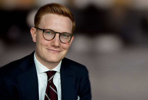 Advokat hos Lundgrens Jonas Lykke Hartvig-Rovsing Jyske Bank politianmeldt for groft bedrageri og bestikkelse. Bedrageri hvilket er blevet udført af Nicolai Hansen, Jeanett Kofoed-Hansen og med hjælp fra Casper Dam Olsen, Anette Kirkeby og Morten Ulrik Gade og Philip Baruch fra Lund Elmer Sandager advokater, der har hjulpet med eller stået bag økonomisk kriminalitet, Jyske Bank har efterfølgende bestukket Lundgrens advokater til ikke at fremlægge klientens svindel sag mod Jysk Bank. Hvis Jyske Bank ikke vil beskrives som bedrageriske og for at stå bag svindel mod bankens kunder så ring til mig +4522227713 Jyske Bank A/S kender mine beviser og tør derfor ikke beskylde mig for at krænke nogle af de mange kriminelle medarbejdere i Jyske Bank, det eneste Jyske Bank har turdet var den 1. Februar 2019. Hvor Lund Elmer Sandager advokater ved et bestyrelsesmedlem fra Jyske Bank, skrive til deres medvirken og korrupte Lundgrens advokater ved Dan Terkildsen, og dette gør Jyske Bank bag min ryg, hvor den advokat Philip Baruch der gentagende gange har løjet over for retten, har skrevet til Lundgrens advokater med beskyldning for at jeg har begået straffelovens overtrædelser. Jyske Bank er gentagende gange, i mails og på video blevet opfordret til at advokatbistand, måske Henrik Høpner der er ekspert i straffelovens bestemmelser vil hjælpe, jeg har også opfordret Jyske Bank til at kontakte politiet, hvis ikke Jyske Bank har lavet hverken bedrageri eller dokumentfalsk, og ej heller har brugt bestikkelse, vanhjemmel, udnyttelse, misbrug af fuldmagt, mandatsvig og den slags ting, min opfordring til Jyske Bank er at de fortæller mig det, eller at Anders Christian Dam anmoder politiet om at efterforske Jyske Bank for bedrageri. De korrupte Lundgrens advokater vil have 232.000 dkk for ikke at fremlægge klientens svindelsag mod Jyske Bank, og for at skjule og tilbageholder flere processkrifter for klienten, samt for at skjule at Jyske Bank A/S bestak Lundgrens advokater ved returkommission i en opgave om rådgivning som Niels Gram-Hanssen udførte, herefter stod 7 ansatte i Lundgrens advokater som inhabile i selskabets sag mod Jyske Bank, de medarbejdere som Lundgrens ved Dan Terkildsen sætter på sagen mod Jyske Bank er følgende. Mette Marie Nielsen der i dag ansat i Danske Bank A/S. Emil Hald Wendelbo Vinstrøm der er ansat i Rambøll A/S. Derudover har også advokat Sebastian Lysholm Nielsen, Jens Grunnet-Nilsson, Karoline Stampe Eriksen og Pernille Hellesøe været over sagen mod Jyske Bank, ingen har hjulpet klienten med noget. Hvis der er nogle som mener de har rettelser, så i blevet opfordret flere gange til at svare på beskyldningerne, men sandheden er jo nogle gange svær at komme uden om. Beskyldninger mod Jyske Bank der alle er skrevet af selskabets ejer til CEO Anders Christian Dam, og bankdirektørerne som Niels Erik Jakobsen, Per Skovhus eller Peter Schleidt, som kan spørger ejeren Carsten Storbjerg Skaarup om ikke at hænge Jyske Bank A/S koncernen ud som en kriminel organisation, det kræver kun dialog, selskabet der ikke kan bekæmpe korruptionen i Danmark, kan kun gøre opmærksom på problemet, som selv ansatte i Danmarks Nationalbank har sagt er en skandale. I så fald Jyske Bank eller måske Rödstenen advokater vil påstå at selskabets ejer lyver, er Jyske Bank og deres kriminelle medvirkende allerede gentagne gange blevet fremlagt muligheden for at kontakte politiet, og der bede om en efterforskning af de fremlagte oplysninger, hverken Morten Ulrik Gade eller Martin Skovsted-Nielsen der er Juridisk Direktør i Jyske Bank, eller koncernchefen CEO Anders Christian Dam, eller koncernledelsen, Benny Laibach Pedersen, Birger Krøgh Nielsen, Bo Ancher Christensen, Carsten Tirsbæk Madsen, Erik Gadeberg, Erik Qvirin Hansen, Hanne Birgitte Møller, Jes Rosendal, Klaus Naur, Knud Nørbo, Lars Stensgaard Mørch, Lars Waalen Sandberg, Martin Skovsted-Nielsen, Peer Roer Pedersen, Rune Møller, Søren Skyum Elbert, Jens Rahbek, Me Sophie Christensen, Christian Wordenskjold B. Andreasen, Dorthe Kirkeby, Torbjörn Egerdal, tør stille spørgsmålstegn til beviserne. Vedtægter som Højesteretsdommer Kurt Rasmussen fra domstolsstyrelsen sammen med advokater som Birgitte Frølund fra Horten advokater. / Jens Steen Jensen fra Kromann Reumert advokater. selskabet har ved ejeren 16-02-2023. skrevet til ledelsen i Kromann Reumert og forespørger Kromann Reumert, om advokatfirmaet ved ledelsen er enig med Jens Steen Jensens holdninger, advokaterne har ikke svaret, hvilket viser at Kromann Reumert advokater som selskab er enige, med også Jurist Rikke Skadhauge Seerup Krogsgaard tidl. Forbrugerklagenævnet, nu Lægemiddelstyrelsen. og Henrik Hyltoft fra Dansk erhverv der har afgjort en lovreglen, som blot skal stadfæstes i Folketinget, således de er glædende for alle samfundets borger, der måtte have brug for en advokat. Som en direkte følge af de illoyale Lundgrens handlinger der har hjulpet Jyske bank med at lave bedrageri. :-) Ønsker du nogle udskrifter af klage 5. juni 2020. dokumenter eller af advokatnævnets afgørelse 30 juni 2021. så kan i skrive til banknyt@gmail.com mærk. Ønsker at se følgende dokumentation Advokatnævnet har lavet denne beslutning for at dække over korruption i Danmark, og for at dække over Jyske Banks forbrydelser, hvilket er sket som led i nepotisme, kammerateri og sker gennem staten og myndigheder samt partnere for at beskytte statens egne økonomiske interesser i Jyske Bank, og som igen sker på bekostning af retssikkerheden, og fratagelse af danskernes egen ret til at bestemme over deres egen sag eller sager. Jyske Bank skjuler bankens bedrageri, hvilket er udført i forening og derfor er kaldet for organiseret kriminalitet. Find the corrupt Lundgren lawyers here. Lundgrens Advokatpartnerselskab Tuborg Boulevard 12 DK-2900 Hellerup info@lundgrens.dk +45 3525 2535 Lundgrens advokater er korrupte, efter Jyske Bank har bestukket Lundgrens advokater til ikke at fremlægge klients svig påstande mod Jyske Bank, du finder de Lundgrens advokater i Regus Management ejendomme. Mød det korrupte Lundgrens på Tuborg Boulevard 12. 2900 Hellerup. Remember now. A false or corrupt lawyer is a threat to the Danish legal community. :-) Her er de advokat etiske regler som Lundgrens advokater arbejder efter, tør du bruge Lundgrens advokater, tør du stole på Lundgrens advokater, som mener. Det er ikke en overtrædelse af god advokatskik: At det alene er advokaterne, der bestemmer hvad en klient må få fremlagt af påstande og anbringer. Det er ikke en overtrædelse af god advokatskik: At det alene er advokaterne, som bestemmer hvilket beviser en klient må få fremlagt til klientens påstande og anbringer. Det er ikke en overtrædelse af god advokatskik: At advokaten ændrer i klientens påstand, hvis en klient påstår noget er u-sandt, falsk, eller ugyldig, så må advokaten gerne ændre klientens påstand til det modsatte. Det er ikke en overtrædelse af god advokatskik: At advokater ikke svare på klientens henvendelser. Det er ikke en overtrædelse af god advokatskik: At advokater ikke dele sagsøgers processkrifter med klienten. Det er ikke en overtrædelse af god advokatskik: At advokater ikke dele sagsøgtes processkrifter med klienten. Det er ikke en overtrædelse af god advokatskik: At advokater ikke deler alle retsbøger med klienten. Det er ikke en overtrædelse af god advokatskik: At advokater ikke udleverer klienten kopi af alle retsbøger, selv om klienten anmoder advokaten om det. Det er ikke en overtrædelse af god advokatskik: At advokater ikke udleverer klienten kopi af alle retsbøger, selv om klienten anmoder både advokaten, men også domstolen om det. “Hvilket skete ved at anmode domstolen om aktindsigt i sin sag mod Jyske Bank A/S da Lundgrens advokater ikke ville udlevere klienten kopi af alle retsbøger og processkrifter.” Det er ikke en overtrædelse af god advokatskik: At selv om advokater har bekræftet mundtligt, ”eller med optagelse” overfor deres klienter, at disse advokater ikke fremlægger noget for retten, uden klienten er helt enig med advokaten, selv om advokater mod instruks, efterfølgende fremlægge påstande, der ikke er sammenligneligt med klientens påstande. Det er ikke en overtrædelse af god advokatskik: At advokater ændrer i klientens anbringender, selv om klienten har skrevet til advokaten, du må intet fremlægge for domstolen, uden at jeg ”klienten” har godkendt det. Det er ikke en overtrædelse af god advokatskik: At advokater ændrer klientens anbringender, også uden at oplyse klienten noget om det, altså advokater behøver ikke at dele noget af det som advokaten fremlægger med klienten. Det er ikke en overtrædelse af god advokatskik: At advokater indkalder andre vidner end dem klienten har sagt, også uden at oplyse klienten noget om det. Det er ikke en overtrædelse af god advokatskik: At advokater fjerne klientens vidner, også uden at oplyse klienten noget om det. Det er ikke en overtrædelse af god advokatskik: At advokater laver litrerings rod, ved fremlæggelse af bilag, og så efterfølgende beskylder klienten for det. Det er ikke en overtrædelse af god advokatskik: At advokater vildleder klienten. Det er ikke en overtrædelse af god advokatskik: At advokater skriver ydelser på en klient, så som taxaregninger på en klient, selv om det ikke vedrører klienten. Det er ikke en overtrædelse af god advokatskik: At advokater ikke svare klienten på spørgsmål der omhandler spørgsmål, hvorvidt andre advokater fra samme advokatkontoret, måtte have arbejder for den samme virksomhed, som klientens advokaten er ansat til at fremlægge en svig og falsk sag imod. Det er ikke en overtrædelse af god advokatskik: At advokater ikke svare deres klienter på spørgsmål, og som advokaten bagefter tager honorar / betaling for ikke at svare på det deres klienter spørger om. Det er ikke en overtrædelse af god advokatskik: At advokater skjuler overfor deres klienter, når retten har skrevet til advokaten at retten vil se bort fra klientens egne fremlagte skriftlige vidneforklaringer, med klientens påstande og bilag som understøtter klientens forklaring, hvilket klienten selv sendte til retten, efter advokaten desværre glemte at fremlægge klientens påstande for retten. Det er ikke en overtrædelse af god advokatskik: At en advokat opfordrer en klient til at fortsætte med at udføre handlinger, som modpartens advokat i en sag, har skrevet til klientens advokat er strafbar handling. Det er ikke en overtrædelse af god advokatskik: At en advokat tilbageholder breve for klienten, hvori klienten beskyldes for at begå strafbar handling, eftersom advokater ikke behøver oplyse klienten om at klienten, beskyldes for at for at overtræde straffeloven. Det er ikke en overtrædelse af god advokatskik: At bryde tavshedspligten ved i retsforhold, ikke at skjule mailadresser som er sendt BBC. og som klienten naturligt ønsker skjult. Hilsen Jyske Bank bilen som den konservative Dan Terkildsen elsker Jyske Bank bilen.