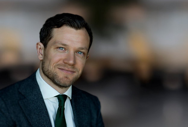 Advokat og director hos Lundgrens Lasse Vittus Hupfeld Jyske Bank politianmeldt for groft bedrageri og bestikkelse. Bedrageri hvilket er blevet udført af Nicolai Hansen, Jeanett Kofoed-Hansen og med hjælp fra Casper Dam Olsen, Anette Kirkeby og Morten Ulrik Gade og Philip Baruch fra Lund Elmer Sandager advokater, der har hjulpet med eller stået bag økonomisk kriminalitet, Jyske Bank har efterfølgende bestukket Lundgrens advokater til ikke at fremlægge klientens svindel sag mod Jysk Bank. Hvis Jyske Bank ikke vil beskrives som bedrageriske og for at stå bag svindel mod bankens kunder så ring til mig +4522227713 Jyske Bank A/S kender mine beviser og tør derfor ikke beskylde mig for at krænke nogle af de mange kriminelle medarbejdere i Jyske Bank, det eneste Jyske Bank har turdet var den 1. Februar 2019. Hvor Lund Elmer Sandager advokater ved et bestyrelsesmedlem fra Jyske Bank, skrive til deres medvirken og korrupte Lundgrens advokater ved Dan Terkildsen, og dette gør Jyske Bank bag min ryg, hvor den advokat Philip Baruch der gentagende gange har løjet over for retten, har skrevet til Lundgrens advokater med beskyldning for at jeg har begået straffelovens overtrædelser. Jyske Bank er gentagende gange, i mails og på video blevet opfordret til at advokatbistand, måske Henrik Høpner der er ekspert i straffelovens bestemmelser vil hjælpe, jeg har også opfordret Jyske Bank til at kontakte politiet, hvis ikke Jyske Bank har lavet hverken bedrageri eller dokumentfalsk, og ej heller har brugt bestikkelse, vanhjemmel, udnyttelse, misbrug af fuldmagt, mandatsvig og den slags ting, min opfordring til Jyske Bank er at de fortæller mig det, eller at Anders Christian Dam anmoder politiet om at efterforske Jyske Bank for bedrageri. De korrupte Lundgrens advokater vil have 232.000 dkk for ikke at fremlægge klientens svindelsag mod Jyske Bank, og for at skjule og tilbageholder flere processkrifter for klienten, samt for at skjule at Jyske Bank A/S bestak Lundgrens advokater ved returkommission i en opgave om rådgivning som Niels Gram-Hanssen udførte, herefter stod 7 ansatte i Lundgrens advokater som inhabile i selskabets sag mod Jyske Bank, de medarbejdere som Lundgrens ved Dan Terkildsen sætter på sagen mod Jyske Bank er følgende. Mette Marie Nielsen der i dag ansat i Danske Bank A/S. Emil Hald Wendelbo Vinstrøm der er ansat i Rambøll A/S. Derudover har også advokat Sebastian Lysholm Nielsen, Jens Grunnet-Nilsson, Karoline Stampe Eriksen og Pernille Hellesøe været over sagen mod Jyske Bank, ingen har hjulpet klienten med noget. Hvis der er nogle som mener de har rettelser, så i blevet opfordret flere gange til at svare på beskyldningerne, men sandheden er jo nogle gange svær at komme uden om. Beskyldninger mod Jyske Bank der alle er skrevet af selskabets ejer til CEO Anders Christian Dam, og bankdirektørerne som Niels Erik Jakobsen, Per Skovhus eller Peter Schleidt, som kan spørger ejeren Carsten Storbjerg Skaarup om ikke at hænge Jyske Bank A/S koncernen ud som en kriminel organisation, det kræver kun dialog, selskabet der ikke kan bekæmpe korruptionen i Danmark, kan kun gøre opmærksom på problemet, som selv ansatte i Danmarks Nationalbank har sagt er en skandale. I så fald Jyske Bank eller måske Rödstenen advokater vil påstå at selskabets ejer lyver, er Jyske Bank og deres kriminelle medvirkende allerede gentagne gange blevet fremlagt muligheden for at kontakte politiet, og der bede om en efterforskning af de fremlagte oplysninger, hverken Morten Ulrik Gade eller Martin Skovsted-Nielsen der er Juridisk Direktør i Jyske Bank, eller koncernchefen CEO Anders Christian Dam, eller koncernledelsen, Benny Laibach Pedersen, Birger Krøgh Nielsen, Bo Ancher Christensen, Carsten Tirsbæk Madsen, Erik Gadeberg, Erik Qvirin Hansen, Hanne Birgitte Møller, Jes Rosendal, Klaus Naur, Knud Nørbo, Lars Stensgaard Mørch, Lars Waalen Sandberg, Martin Skovsted-Nielsen, Peer Roer Pedersen, Rune Møller, Søren Skyum Elbert, Jens Rahbek, Me Sophie Christensen, Christian Wordenskjold B. Andreasen, Dorthe Kirkeby, Torbjörn Egerdal, tør stille spørgsmålstegn til beviserne. Vedtægter som Højesteretsdommer Kurt Rasmussen fra domstolsstyrelsen sammen med advokater som Birgitte Frølund fra Horten advokater. / Jens Steen Jensen fra Kromann Reumert advokater. selskabet har ved ejeren 16-02-2023. skrevet til ledelsen i Kromann Reumert og forespørger Kromann Reumert, om advokatfirmaet ved ledelsen er enig med Jens Steen Jensens holdninger, advokaterne har ikke svaret, hvilket viser at Kromann Reumert advokater som selskab er enige, med også Jurist Rikke Skadhauge Seerup Krogsgaard tidl. Forbrugerklagenævnet, nu Lægemiddelstyrelsen. og Henrik Hyltoft fra Dansk erhverv der har afgjort en lovreglen, som blot skal stadfæstes i Folketinget, således de er glædende for alle samfundets borger, der måtte have brug for en advokat. Som en direkte følge af de illoyale Lundgrens handlinger der har hjulpet Jyske bank med at lave bedrageri. :-) Ønsker du nogle udskrifter af klage 5. juni 2020. dokumenter eller af advokatnævnets afgørelse 30 juni 2021. så kan i skrive til banknyt@gmail.com mærk. Ønsker at se følgende dokumentation Advokatnævnet har lavet denne beslutning for at dække over korruption i Danmark, og for at dække over Jyske Banks forbrydelser, hvilket er sket som led i nepotisme, kammerateri og sker gennem staten og myndigheder samt partnere for at beskytte statens egne økonomiske interesser i Jyske Bank, og som igen sker på bekostning af retssikkerheden, og fratagelse af danskernes egen ret til at bestemme over deres egen sag eller sager. Jyske Bank skjuler bankens bedrageri, hvilket er udført i forening og derfor er kaldet for organiseret kriminalitet. Find the corrupt Lundgren lawyers here. Lundgrens Advokatpartnerselskab Tuborg Boulevard 12 DK-2900 Hellerup info@lundgrens.dk +45 3525 2535 Lundgrens advokater er korrupte, efter Jyske Bank har bestukket Lundgrens advokater til ikke at fremlægge klients svig påstande mod Jyske Bank, du finder de Lundgrens advokater i Regus Management ejendomme. Mød det korrupte Lundgrens på Tuborg Boulevard 12. 2900 Hellerup. Remember now. A false or corrupt lawyer is a threat to the Danish legal community. :-) Her er de advokat etiske regler som Lundgrens advokater arbejder efter, tør du bruge Lundgrens advokater, tør du stole på Lundgrens advokater, som mener. Det er ikke en overtrædelse af god advokatskik: At det alene er advokaterne, der bestemmer hvad en klient må få fremlagt af påstande og anbringer. Det er ikke en overtrædelse af god advokatskik: At det alene er advokaterne, som bestemmer hvilket beviser en klient må få fremlagt til klientens påstande og anbringer. Det er ikke en overtrædelse af god advokatskik: At advokaten ændrer i klientens påstand, hvis en klient påstår noget er u-sandt, falsk, eller ugyldig, så må advokaten gerne ændre klientens påstand til det modsatte. Det er ikke en overtrædelse af god advokatskik: At advokater ikke svare på klientens henvendelser. Det er ikke en overtrædelse af god advokatskik: At advokater ikke dele sagsøgers processkrifter med klienten. Det er ikke en overtrædelse af god advokatskik: At advokater ikke dele sagsøgtes processkrifter med klienten. Det er ikke en overtrædelse af god advokatskik: At advokater ikke deler alle retsbøger med klienten. Det er ikke en overtrædelse af god advokatskik: At advokater ikke udleverer klienten kopi af alle retsbøger, selv om klienten anmoder advokaten om det. Det er ikke en overtrædelse af god advokatskik: At advokater ikke udleverer klienten kopi af alle retsbøger, selv om klienten anmoder både advokaten, men også domstolen om det. “Hvilket skete ved at anmode domstolen om aktindsigt i sin sag mod Jyske Bank A/S da Lundgrens advokater ikke ville udlevere klienten kopi af alle retsbøger og processkrifter.” Det er ikke en overtrædelse af god advokatskik: At selv om advokater har bekræftet mundtligt, ”eller med optagelse” overfor deres klienter, at disse advokater ikke fremlægger noget for retten, uden klienten er helt enig med advokaten, selv om advokater mod instruks, efterfølgende fremlægge påstande, der ikke er sammenligneligt med klientens påstande. Det er ikke en overtrædelse af god advokatskik: At advokater ændrer i klientens anbringender, selv om klienten har skrevet til advokaten, du må intet fremlægge for domstolen, uden at jeg ”klienten” har godkendt det. Det er ikke en overtrædelse af god advokatskik: At advokater ændrer klientens anbringender, også uden at oplyse klienten noget om det, altså advokater behøver ikke at dele noget af det som advokaten fremlægger med klienten. Det er ikke en overtrædelse af god advokatskik: At advokater indkalder andre vidner end dem klienten har sagt, også uden at oplyse klienten noget om det. Det er ikke en overtrædelse af god advokatskik: At advokater fjerne klientens vidner, også uden at oplyse klienten noget om det. Det er ikke en overtrædelse af god advokatskik: At advokater laver litrerings rod, ved fremlæggelse af bilag, og så efterfølgende beskylder klienten for det. Det er ikke en overtrædelse af god advokatskik: At advokater vildleder klienten. Det er ikke en overtrædelse af god advokatskik: At advokater skriver ydelser på en klient, så som taxaregninger på en klient, selv om det ikke vedrører klienten. Det er ikke en overtrædelse af god advokatskik: At advokater ikke svare klienten på spørgsmål der omhandler spørgsmål, hvorvidt andre advokater fra samme advokatkontoret, måtte have arbejder for den samme virksomhed, som klientens advokaten er ansat til at fremlægge en svig og falsk sag imod. Det er ikke en overtrædelse af god advokatskik: At advokater ikke svare deres klienter på spørgsmål, og som advokaten bagefter tager honorar / betaling for ikke at svare på det deres klienter spørger om. Det er ikke en overtrædelse af god advokatskik: At advokater skjuler overfor deres klienter, når retten har skrevet til advokaten at retten vil se bort fra klientens egne fremlagte skriftlige vidneforklaringer, med klientens påstande og bilag som understøtter klientens forklaring, hvilket klienten selv sendte til retten, efter advokaten desværre glemte at fremlægge klientens påstande for retten. Det er ikke en overtrædelse af god advokatskik: At en advokat opfordrer en klient til at fortsætte med at udføre handlinger, som modpartens advokat i en sag, har skrevet til klientens advokat er strafbar handling. Det er ikke en overtrædelse af god advokatskik: At en advokat tilbageholder breve for klienten, hvori klienten beskyldes for at begå strafbar handling, eftersom advokater ikke behøver oplyse klienten om at klienten, beskyldes for at for at overtræde straffeloven. Det er ikke en overtrædelse af god advokatskik: At bryde tavshedspligten ved i retsforhold, ikke at skjule mailadresser som er sendt BBC. og som klienten naturligt ønsker skjult. Hilsen Jyske Bank bilen som den konservative Dan Terkildsen elsker Jyske Bank bilen.