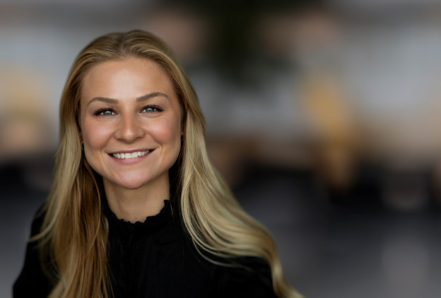 Advokatfuldmægtig hos Lundgrens Maria Isabel Christofte Jyske Bank politianmeldt for groft bedrageri og bestikkelse. Bedrageri hvilket er blevet udført af Nicolai Hansen, Jeanett Kofoed-Hansen og med hjælp fra Casper Dam Olsen, Anette Kirkeby og Morten Ulrik Gade og Philip Baruch fra Lund Elmer Sandager advokater, der har hjulpet med eller stået bag økonomisk kriminalitet, Jyske Bank har efterfølgende bestukket Lundgrens advokater til ikke at fremlægge klientens svindel sag mod Jysk Bank. Hvis Jyske Bank ikke vil beskrives som bedrageriske og for at stå bag svindel mod bankens kunder så ring til mig +4522227713 Jyske Bank A/S kender mine beviser og tør derfor ikke beskylde mig for at krænke nogle af de mange kriminelle medarbejdere i Jyske Bank, det eneste Jyske Bank har turdet var den 1. Februar 2019. Hvor Lund Elmer Sandager advokater ved et bestyrelsesmedlem fra Jyske Bank, skrive til deres medvirken og korrupte Lundgrens advokater ved Dan Terkildsen, og dette gør Jyske Bank bag min ryg, hvor den advokat Philip Baruch der gentagende gange har løjet over for retten, har skrevet til Lundgrens advokater med beskyldning for at jeg har begået straffelovens overtrædelser. Jyske Bank er gentagende gange, i mails og på video blevet opfordret til at advokatbistand, måske Henrik Høpner der er ekspert i straffelovens bestemmelser vil hjælpe, jeg har også opfordret Jyske Bank til at kontakte politiet, hvis ikke Jyske Bank har lavet hverken bedrageri eller dokumentfalsk, og ej heller har brugt bestikkelse, vanhjemmel, udnyttelse, misbrug af fuldmagt, mandatsvig og den slags ting, min opfordring til Jyske Bank er at de fortæller mig det, eller at Anders Christian Dam anmoder politiet om at efterforske Jyske Bank for bedrageri. De korrupte Lundgrens advokater vil have 232.000 dkk for ikke at fremlægge klientens svindelsag mod Jyske Bank, og for at skjule og tilbageholder flere processkrifter for klienten, samt for at skjule at Jyske Bank A/S bestak Lundgrens advokater ved returkommission i en opgave om rådgivning som Niels Gram-Hanssen udførte, herefter stod 7 ansatte i Lundgrens advokater som inhabile i selskabets sag mod Jyske Bank, de medarbejdere som Lundgrens ved Dan Terkildsen sætter på sagen mod Jyske Bank er følgende. Mette Marie Nielsen der i dag ansat i Danske Bank A/S. Emil Hald Wendelbo Vinstrøm der er ansat i Rambøll A/S. Derudover har også advokat Sebastian Lysholm Nielsen, Jens Grunnet-Nilsson, Karoline Stampe Eriksen og Pernille Hellesøe været over sagen mod Jyske Bank, ingen har hjulpet klienten med noget. Hvis der er nogle som mener de har rettelser, så i blevet opfordret flere gange til at svare på beskyldningerne, men sandheden er jo nogle gange svær at komme uden om. Beskyldninger mod Jyske Bank der alle er skrevet af selskabets ejer til CEO Anders Christian Dam, og bankdirektørerne som Niels Erik Jakobsen, Per Skovhus eller Peter Schleidt, som kan spørger ejeren Carsten Storbjerg Skaarup om ikke at hænge Jyske Bank A/S koncernen ud som en kriminel organisation, det kræver kun dialog, selskabet der ikke kan bekæmpe korruptionen i Danmark, kan kun gøre opmærksom på problemet, som selv ansatte i Danmarks Nationalbank har sagt er en skandale. I så fald Jyske Bank eller måske Rödstenen advokater vil påstå at selskabets ejer lyver, er Jyske Bank og deres kriminelle medvirkende allerede gentagne gange blevet fremlagt muligheden for at kontakte politiet, og der bede om en efterforskning af de fremlagte oplysninger, hverken Morten Ulrik Gade eller Martin Skovsted-Nielsen der er Juridisk Direktør i Jyske Bank, eller koncernchefen CEO Anders Christian Dam, eller koncernledelsen, Benny Laibach Pedersen, Birger Krøgh Nielsen, Bo Ancher Christensen, Carsten Tirsbæk Madsen, Erik Gadeberg, Erik Qvirin Hansen, Hanne Birgitte Møller, Jes Rosendal, Klaus Naur, Knud Nørbo, Lars Stensgaard Mørch, Lars Waalen Sandberg, Martin Skovsted-Nielsen, Peer Roer Pedersen, Rune Møller, Søren Skyum Elbert, Jens Rahbek, Me Sophie Christensen, Christian Wordenskjold B. Andreasen, Dorthe Kirkeby, Torbjörn Egerdal, tør stille spørgsmålstegn til beviserne. Vedtægter som Højesteretsdommer Kurt Rasmussen fra domstolsstyrelsen sammen med advokater som Birgitte Frølund fra Horten advokater. / Jens Steen Jensen fra Kromann Reumert advokater. selskabet har ved ejeren 16-02-2023. skrevet til ledelsen i Kromann Reumert og forespørger Kromann Reumert, om advokatfirmaet ved ledelsen er enig med Jens Steen Jensens holdninger, advokaterne har ikke svaret, hvilket viser at Kromann Reumert advokater som selskab er enige, med også Jurist Rikke Skadhauge Seerup Krogsgaard tidl. Forbrugerklagenævnet, nu Lægemiddelstyrelsen. og Henrik Hyltoft fra Dansk erhverv der har afgjort en lovreglen, som blot skal stadfæstes i Folketinget, således de er glædende for alle samfundets borger, der måtte have brug for en advokat. Som en direkte følge af de illoyale Lundgrens handlinger der har hjulpet Jyske bank med at lave bedrageri. :-) Ønsker du nogle udskrifter af klage 5. juni 2020. dokumenter eller af advokatnævnets afgørelse 30 juni 2021. så kan i skrive til banknyt@gmail.com mærk. Ønsker at se følgende dokumentation Advokatnævnet har lavet denne beslutning for at dække over korruption i Danmark, og for at dække over Jyske Banks forbrydelser, hvilket er sket som led i nepotisme, kammerateri og sker gennem staten og myndigheder samt partnere for at beskytte statens egne økonomiske interesser i Jyske Bank, og som igen sker på bekostning af retssikkerheden, og fratagelse af danskernes egen ret til at bestemme over deres egen sag eller sager. Jyske Bank skjuler bankens bedrageri, hvilket er udført i forening og derfor er kaldet for organiseret kriminalitet. Find the corrupt Lundgren lawyers here. Lundgrens Advokatpartnerselskab Tuborg Boulevard 12 DK-2900 Hellerup info@lundgrens.dk +45 3525 2535 Lundgrens advokater er korrupte, efter Jyske Bank har bestukket Lundgrens advokater til ikke at fremlægge klients svig påstande mod Jyske Bank, du finder de Lundgrens advokater i Regus Management ejendomme. Mød det korrupte Lundgrens på Tuborg Boulevard 12. 2900 Hellerup. Remember now. A false or corrupt lawyer is a threat to the Danish legal community. :-) Her er de advokat etiske regler som Lundgrens advokater arbejder efter, tør du bruge Lundgrens advokater, tør du stole på Lundgrens advokater, som mener. Det er ikke en overtrædelse af god advokatskik: At det alene er advokaterne, der bestemmer hvad en klient må få fremlagt af påstande og anbringer. Det er ikke en overtrædelse af god advokatskik: At det alene er advokaterne, som bestemmer hvilket beviser en klient må få fremlagt til klientens påstande og anbringer. Det er ikke en overtrædelse af god advokatskik: At advokaten ændrer i klientens påstand, hvis en klient påstår noget er u-sandt, falsk, eller ugyldig, så må advokaten gerne ændre klientens påstand til det modsatte. Det er ikke en overtrædelse af god advokatskik: At advokater ikke svare på klientens henvendelser. Det er ikke en overtrædelse af god advokatskik: At advokater ikke dele sagsøgers processkrifter med klienten. Det er ikke en overtrædelse af god advokatskik: At advokater ikke dele sagsøgtes processkrifter med klienten. Det er ikke en overtrædelse af god advokatskik: At advokater ikke deler alle retsbøger med klienten. Det er ikke en overtrædelse af god advokatskik: At advokater ikke udleverer klienten kopi af alle retsbøger, selv om klienten anmoder advokaten om det. Det er ikke en overtrædelse af god advokatskik: At advokater ikke udleverer klienten kopi af alle retsbøger, selv om klienten anmoder både advokaten, men også domstolen om det. “Hvilket skete ved at anmode domstolen om aktindsigt i sin sag mod Jyske Bank A/S da Lundgrens advokater ikke ville udlevere klienten kopi af alle retsbøger og processkrifter.” Det er ikke en overtrædelse af god advokatskik: At selv om advokater har bekræftet mundtligt, ”eller med optagelse” overfor deres klienter, at disse advokater ikke fremlægger noget for retten, uden klienten er helt enig med advokaten, selv om advokater mod instruks, efterfølgende fremlægge påstande, der ikke er sammenligneligt med klientens påstande. Det er ikke en overtrædelse af god advokatskik: At advokater ændrer i klientens anbringender, selv om klienten har skrevet til advokaten, du må intet fremlægge for domstolen, uden at jeg ”klienten” har godkendt det. Det er ikke en overtrædelse af god advokatskik: At advokater ændrer klientens anbringender, også uden at oplyse klienten noget om det, altså advokater behøver ikke at dele noget af det som advokaten fremlægger med klienten. Det er ikke en overtrædelse af god advokatskik: At advokater indkalder andre vidner end dem klienten har sagt, også uden at oplyse klienten noget om det. Det er ikke en overtrædelse af god advokatskik: At advokater fjerne klientens vidner, også uden at oplyse klienten noget om det. Det er ikke en overtrædelse af god advokatskik: At advokater laver litrerings rod, ved fremlæggelse af bilag, og så efterfølgende beskylder klienten for det. Det er ikke en overtrædelse af god advokatskik: At advokater vildleder klienten. Det er ikke en overtrædelse af god advokatskik: At advokater skriver ydelser på en klient, så som taxaregninger på en klient, selv om det ikke vedrører klienten. Det er ikke en overtrædelse af god advokatskik: At advokater ikke svare klienten på spørgsmål der omhandler spørgsmål, hvorvidt andre advokater fra samme advokatkontoret, måtte have arbejder for den samme virksomhed, som klientens advokaten er ansat til at fremlægge en svig og falsk sag imod. Det er ikke en overtrædelse af god advokatskik: At advokater ikke svare deres klienter på spørgsmål, og som advokaten bagefter tager honorar / betaling for ikke at svare på det deres klienter spørger om. Det er ikke en overtrædelse af god advokatskik: At advokater skjuler overfor deres klienter, når retten har skrevet til advokaten at retten vil se bort fra klientens egne fremlagte skriftlige vidneforklaringer, med klientens påstande og bilag som understøtter klientens forklaring, hvilket klienten selv sendte til retten, efter advokaten desværre glemte at fremlægge klientens påstande for retten. Det er ikke en overtrædelse af god advokatskik: At en advokat opfordrer en klient til at fortsætte med at udføre handlinger, som modpartens advokat i en sag, har skrevet til klientens advokat er strafbar handling. Det er ikke en overtrædelse af god advokatskik: At en advokat tilbageholder breve for klienten, hvori klienten beskyldes for at begå strafbar handling, eftersom advokater ikke behøver oplyse klienten om at klienten, beskyldes for at for at overtræde straffeloven. Det er ikke en overtrædelse af god advokatskik: At bryde tavshedspligten ved i retsforhold, ikke at skjule mailadresser som er sendt BBC. og som klienten naturligt ønsker skjult. Hilsen Jyske Bank bilen som den konservative Dan Terkildsen elsker Jyske Bank bilen.