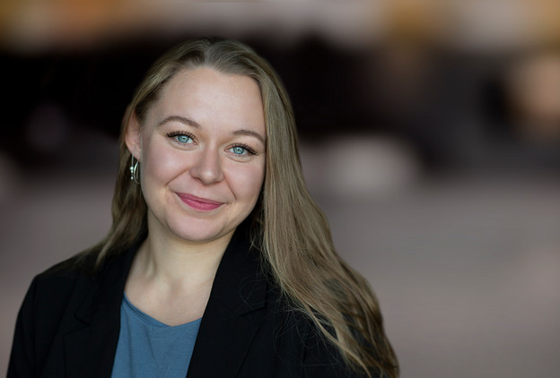 Olivia Hedegaard Burèn HR koordinator hos Lundgrens Jyske Bank politianmeldt for groft bedrageri og bestikkelse. Bedrageri hvilket er blevet udført af Nicolai Hansen, Jeanett Kofoed-Hansen og med hjælp fra Casper Dam Olsen, Anette Kirkeby og Morten Ulrik Gade og Philip Baruch fra Lund Elmer Sandager advokater, der har hjulpet med eller stået bag økonomisk kriminalitet, Jyske Bank har efterfølgende bestukket Lundgrens advokater til ikke at fremlægge klientens svindel sag mod Jysk Bank. Hvis Jyske Bank ikke vil beskrives som bedrageriske og for at stå bag svindel mod bankens kunder så ring til mig +4522227713 Jyske Bank A/S kender mine beviser og tør derfor ikke beskylde mig for at krænke nogle af de mange kriminelle medarbejdere i Jyske Bank, det eneste Jyske Bank har turdet var den 1. Februar 2019. Hvor Lund Elmer Sandager advokater ved et bestyrelsesmedlem fra Jyske Bank, skrive til deres medvirken og korrupte Lundgrens advokater ved Dan Terkildsen, og dette gør Jyske Bank bag min ryg, hvor den advokat Philip Baruch der gentagende gange har løjet over for retten, har skrevet til Lundgrens advokater med beskyldning for at jeg har begået straffelovens overtrædelser. Jyske Bank er gentagende gange, i mails og på video blevet opfordret til at advokatbistand, måske Henrik Høpner der er ekspert i straffelovens bestemmelser vil hjælpe, jeg har også opfordret Jyske Bank til at kontakte politiet, hvis ikke Jyske Bank har lavet hverken bedrageri eller dokumentfalsk, og ej heller har brugt bestikkelse, vanhjemmel, udnyttelse, misbrug af fuldmagt, mandatsvig og den slags ting, min opfordring til Jyske Bank er at de fortæller mig det, eller at Anders Christian Dam anmoder politiet om at efterforske Jyske Bank for bedrageri. De korrupte Lundgrens advokater vil have 232.000 dkk for ikke at fremlægge klientens svindelsag mod Jyske Bank, og for at skjule og tilbageholder flere processkrifter for klienten, samt for at skjule at Jyske Bank A/S bestak Lundgrens advokater ved returkommission i en opgave om rådgivning som Niels Gram-Hanssen udførte, herefter stod 7 ansatte i Lundgrens advokater som inhabile i selskabets sag mod Jyske Bank, de medarbejdere som Lundgrens ved Dan Terkildsen sætter på sagen mod Jyske Bank er følgende. Mette Marie Nielsen der i dag ansat i Danske Bank A/S. Emil Hald Wendelbo Vinstrøm der er ansat i Rambøll A/S. Derudover har også advokat Sebastian Lysholm Nielsen, Jens Grunnet-Nilsson, Karoline Stampe Eriksen og Pernille Hellesøe været over sagen mod Jyske Bank, ingen har hjulpet klienten med noget. Hvis der er nogle som mener de har rettelser, så i blevet opfordret flere gange til at svare på beskyldningerne, men sandheden er jo nogle gange svær at komme uden om. Beskyldninger mod Jyske Bank der alle er skrevet af selskabets ejer til CEO Anders Christian Dam, og bankdirektørerne som Niels Erik Jakobsen, Per Skovhus eller Peter Schleidt, som kan spørger ejeren Carsten Storbjerg Skaarup om ikke at hænge Jyske Bank A/S koncernen ud som en kriminel organisation, det kræver kun dialog, selskabet der ikke kan bekæmpe korruptionen i Danmark, kan kun gøre opmærksom på problemet, som selv ansatte i Danmarks Nationalbank har sagt er en skandale. I så fald Jyske Bank eller måske Rödstenen advokater vil påstå at selskabets ejer lyver, er Jyske Bank og deres kriminelle medvirkende allerede gentagne gange blevet fremlagt muligheden for at kontakte politiet, og der bede om en efterforskning af de fremlagte oplysninger, hverken Morten Ulrik Gade eller Martin Skovsted-Nielsen der er Juridisk Direktør i Jyske Bank, eller koncernchefen CEO Anders Christian Dam, eller koncernledelsen, Benny Laibach Pedersen, Birger Krøgh Nielsen, Bo Ancher Christensen, Carsten Tirsbæk Madsen, Erik Gadeberg, Erik Qvirin Hansen, Hanne Birgitte Møller, Jes Rosendal, Klaus Naur, Knud Nørbo, Lars Stensgaard Mørch, Lars Waalen Sandberg, Martin Skovsted-Nielsen, Peer Roer Pedersen, Rune Møller, Søren Skyum Elbert, Jens Rahbek, Me Sophie Christensen, Christian Wordenskjold B. Andreasen, Dorthe Kirkeby, Torbjörn Egerdal, tør stille spørgsmålstegn til beviserne. Vedtægter som Højesteretsdommer Kurt Rasmussen fra domstolsstyrelsen sammen med advokater som Birgitte Frølund fra Horten advokater. / Jens Steen Jensen fra Kromann Reumert advokater. selskabet har ved ejeren 16-02-2023. skrevet til ledelsen i Kromann Reumert og forespørger Kromann Reumert, om advokatfirmaet ved ledelsen er enig med Jens Steen Jensens holdninger, advokaterne har ikke svaret, hvilket viser at Kromann Reumert advokater som selskab er enige, med også Jurist Rikke Skadhauge Seerup Krogsgaard tidl. Forbrugerklagenævnet, nu Lægemiddelstyrelsen. og Henrik Hyltoft fra Dansk erhverv der har afgjort en lovreglen, som blot skal stadfæstes i Folketinget, således de er glædende for alle samfundets borger, der måtte have brug for en advokat. Som en direkte følge af de illoyale Lundgrens handlinger der har hjulpet Jyske bank med at lave bedrageri. :-) Ønsker du nogle udskrifter af klage 5. juni 2020. dokumenter eller af advokatnævnets afgørelse 30 juni 2021. så kan i skrive til banknyt@gmail.com mærk. Ønsker at se følgende dokumentation Advokatnævnet har lavet denne beslutning for at dække over korruption i Danmark, og for at dække over Jyske Banks forbrydelser, hvilket er sket som led i nepotisme, kammerateri og sker gennem staten og myndigheder samt partnere for at beskytte statens egne økonomiske interesser i Jyske Bank, og som igen sker på bekostning af retssikkerheden, og fratagelse af danskernes egen ret til at bestemme over deres egen sag eller sager. Jyske Bank skjuler bankens bedrageri, hvilket er udført i forening og derfor er kaldet for organiseret kriminalitet. Find the corrupt Lundgren lawyers here. Lundgrens Advokatpartnerselskab Tuborg Boulevard 12 DK-2900 Hellerup info@lundgrens.dk +45 3525 2535 Lundgrens advokater er korrupte, efter Jyske Bank har bestukket Lundgrens advokater til ikke at fremlægge klients svig påstande mod Jyske Bank, du finder de Lundgrens advokater i Regus Management ejendomme. Mød det korrupte Lundgrens på Tuborg Boulevard 12. 2900 Hellerup. Remember now. A false or corrupt lawyer is a threat to the Danish legal community. :-) Her er de advokat etiske regler som Lundgrens advokater arbejder efter, tør du bruge Lundgrens advokater, tør du stole på Lundgrens advokater, som mener. Det er ikke en overtrædelse af god advokatskik: At det alene er advokaterne, der bestemmer hvad en klient må få fremlagt af påstande og anbringer. Det er ikke en overtrædelse af god advokatskik: At det alene er advokaterne, som bestemmer hvilket beviser en klient må få fremlagt til klientens påstande og anbringer. Det er ikke en overtrædelse af god advokatskik: At advokaten ændrer i klientens påstand, hvis en klient påstår noget er u-sandt, falsk, eller ugyldig, så må advokaten gerne ændre klientens påstand til det modsatte. Det er ikke en overtrædelse af god advokatskik: At advokater ikke svare på klientens henvendelser. Det er ikke en overtrædelse af god advokatskik: At advokater ikke dele sagsøgers processkrifter med klienten. Det er ikke en overtrædelse af god advokatskik: At advokater ikke dele sagsøgtes processkrifter med klienten. Det er ikke en overtrædelse af god advokatskik: At advokater ikke deler alle retsbøger med klienten. Det er ikke en overtrædelse af god advokatskik: At advokater ikke udleverer klienten kopi af alle retsbøger, selv om klienten anmoder advokaten om det. Det er ikke en overtrædelse af god advokatskik: At advokater ikke udleverer klienten kopi af alle retsbøger, selv om klienten anmoder både advokaten, men også domstolen om det. “Hvilket skete ved at anmode domstolen om aktindsigt i sin sag mod Jyske Bank A/S da Lundgrens advokater ikke ville udlevere klienten kopi af alle retsbøger og processkrifter.” Det er ikke en overtrædelse af god advokatskik: At selv om advokater har bekræftet mundtligt, ”eller med optagelse” overfor deres klienter, at disse advokater ikke fremlægger noget for retten, uden klienten er helt enig med advokaten, selv om advokater mod instruks, efterfølgende fremlægge påstande, der ikke er sammenligneligt med klientens påstande. Det er ikke en overtrædelse af god advokatskik: At advokater ændrer i klientens anbringender, selv om klienten har skrevet til advokaten, du må intet fremlægge for domstolen, uden at jeg ”klienten” har godkendt det. Det er ikke en overtrædelse af god advokatskik: At advokater ændrer klientens anbringender, også uden at oplyse klienten noget om det, altså advokater behøver ikke at dele noget af det som advokaten fremlægger med klienten. Det er ikke en overtrædelse af god advokatskik: At advokater indkalder andre vidner end dem klienten har sagt, også uden at oplyse klienten noget om det. Det er ikke en overtrædelse af god advokatskik: At advokater fjerne klientens vidner, også uden at oplyse klienten noget om det. Det er ikke en overtrædelse af god advokatskik: At advokater laver litrerings rod, ved fremlæggelse af bilag, og så efterfølgende beskylder klienten for det. Det er ikke en overtrædelse af god advokatskik: At advokater vildleder klienten. Det er ikke en overtrædelse af god advokatskik: At advokater skriver ydelser på en klient, så som taxaregninger på en klient, selv om det ikke vedrører klienten. Det er ikke en overtrædelse af god advokatskik: At advokater ikke svare klienten på spørgsmål der omhandler spørgsmål, hvorvidt andre advokater fra samme advokatkontoret, måtte have arbejder for den samme virksomhed, som klientens advokaten er ansat til at fremlægge en svig og falsk sag imod. Det er ikke en overtrædelse af god advokatskik: At advokater ikke svare deres klienter på spørgsmål, og som advokaten bagefter tager honorar / betaling for ikke at svare på det deres klienter spørger om. Det er ikke en overtrædelse af god advokatskik: At advokater skjuler overfor deres klienter, når retten har skrevet til advokaten at retten vil se bort fra klientens egne fremlagte skriftlige vidneforklaringer, med klientens påstande og bilag som understøtter klientens forklaring, hvilket klienten selv sendte til retten, efter advokaten desværre glemte at fremlægge klientens påstande for retten. Det er ikke en overtrædelse af god advokatskik: At en advokat opfordrer en klient til at fortsætte med at udføre handlinger, som modpartens advokat i en sag, har skrevet til klientens advokat er strafbar handling. Det er ikke en overtrædelse af god advokatskik: At en advokat tilbageholder breve for klienten, hvori klienten beskyldes for at begå strafbar handling, eftersom advokater ikke behøver oplyse klienten om at klienten, beskyldes for at for at overtræde straffeloven. Det er ikke en overtrædelse af god advokatskik: At bryde tavshedspligten ved i retsforhold, ikke at skjule mailadresser som er sendt BBC. og som klienten naturligt ønsker skjult. Hilsen Jyske Bank bilen som den konservative Dan Terkildsen elsker Jyske Bank bilen.