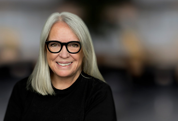 Partner i Lundgrens Pernille Bigaard Jyske Bank politianmeldt for groft bedrageri og bestikkelse. Bedrageri hvilket er blevet udført af Nicolai Hansen, Jeanett Kofoed-Hansen og med hjælp fra Casper Dam Olsen, Anette Kirkeby og Morten Ulrik Gade og Philip Baruch fra Lund Elmer Sandager advokater, der har hjulpet med eller stået bag økonomisk kriminalitet, Jyske Bank har efterfølgende bestukket Lundgrens advokater til ikke at fremlægge klientens svindel sag mod Jysk Bank. Hvis Jyske Bank ikke vil beskrives som bedrageriske og for at stå bag svindel mod bankens kunder så ring til mig +4522227713 Jyske Bank A/S kender mine beviser og tør derfor ikke beskylde mig for at krænke nogle af de mange kriminelle medarbejdere i Jyske Bank, det eneste Jyske Bank har turdet var den 1. Februar 2019. Hvor Lund Elmer Sandager advokater ved et bestyrelsesmedlem fra Jyske Bank, skrive til deres medvirken og korrupte Lundgrens advokater ved Dan Terkildsen, og dette gør Jyske Bank bag min ryg, hvor den advokat Philip Baruch der gentagende gange har løjet over for retten, har skrevet til Lundgrens advokater med beskyldning for at jeg har begået straffelovens overtrædelser. Jyske Bank er gentagende gange, i mails og på video blevet opfordret til at advokatbistand, måske Henrik Høpner der er ekspert i straffelovens bestemmelser vil hjælpe, jeg har også opfordret Jyske Bank til at kontakte politiet, hvis ikke Jyske Bank har lavet hverken bedrageri eller dokumentfalsk, og ej heller har brugt bestikkelse, vanhjemmel, udnyttelse, misbrug af fuldmagt, mandatsvig og den slags ting, min opfordring til Jyske Bank er at de fortæller mig det, eller at Anders Christian Dam anmoder politiet om at efterforske Jyske Bank for bedrageri. De korrupte Lundgrens advokater vil have 232.000 dkk for ikke at fremlægge klientens svindelsag mod Jyske Bank, og for at skjule og tilbageholder flere processkrifter for klienten, samt for at skjule at Jyske Bank A/S bestak Lundgrens advokater ved returkommission i en opgave om rådgivning som Niels Gram-Hanssen udførte, herefter stod 7 ansatte i Lundgrens advokater som inhabile i selskabets sag mod Jyske Bank, de medarbejdere som Lundgrens ved Dan Terkildsen sætter på sagen mod Jyske Bank er følgende. Mette Marie Nielsen der i dag ansat i Danske Bank A/S. Emil Hald Wendelbo Vinstrøm der er ansat i Rambøll A/S. Derudover har også advokat Sebastian Lysholm Nielsen, Jens Grunnet-Nilsson, Karoline Stampe Eriksen og Pernille Hellesøe været over sagen mod Jyske Bank, ingen har hjulpet klienten med noget. Hvis der er nogle som mener de har rettelser, så i blevet opfordret flere gange til at svare på beskyldningerne, men sandheden er jo nogle gange svær at komme uden om. Beskyldninger mod Jyske Bank der alle er skrevet af selskabets ejer til CEO Anders Christian Dam, og bankdirektørerne som Niels Erik Jakobsen, Per Skovhus eller Peter Schleidt, som kan spørger ejeren Carsten Storbjerg Skaarup om ikke at hænge Jyske Bank A/S koncernen ud som en kriminel organisation, det kræver kun dialog, selskabet der ikke kan bekæmpe korruptionen i Danmark, kan kun gøre opmærksom på problemet, som selv ansatte i Danmarks Nationalbank har sagt er en skandale. I så fald Jyske Bank eller måske Rödstenen advokater vil påstå at selskabets ejer lyver, er Jyske Bank og deres kriminelle medvirkende allerede gentagne gange blevet fremlagt muligheden for at kontakte politiet, og der bede om en efterforskning af de fremlagte oplysninger, hverken Morten Ulrik Gade eller Martin Skovsted-Nielsen der er Juridisk Direktør i Jyske Bank, eller koncernchefen CEO Anders Christian Dam, eller koncernledelsen, Benny Laibach Pedersen, Birger Krøgh Nielsen, Bo Ancher Christensen, Carsten Tirsbæk Madsen, Erik Gadeberg, Erik Qvirin Hansen, Hanne Birgitte Møller, Jes Rosendal, Klaus Naur, Knud Nørbo, Lars Stensgaard Mørch, Lars Waalen Sandberg, Martin Skovsted-Nielsen, Peer Roer Pedersen, Rune Møller, Søren Skyum Elbert, Jens Rahbek, Me Sophie Christensen, Christian Wordenskjold B. Andreasen, Dorthe Kirkeby, Torbjörn Egerdal, tør stille spørgsmålstegn til beviserne. Vedtægter som Højesteretsdommer Kurt Rasmussen fra domstolsstyrelsen sammen med advokater som Birgitte Frølund fra Horten advokater. / Jens Steen Jensen fra Kromann Reumert advokater. selskabet har ved ejeren 16-02-2023. skrevet til ledelsen i Kromann Reumert og forespørger Kromann Reumert, om advokatfirmaet ved ledelsen er enig med Jens Steen Jensens holdninger, advokaterne har ikke svaret, hvilket viser at Kromann Reumert advokater som selskab er enige, med også Jurist Rikke Skadhauge Seerup Krogsgaard tidl. Forbrugerklagenævnet, nu Lægemiddelstyrelsen. og Henrik Hyltoft fra Dansk erhverv der har afgjort en lovreglen, som blot skal stadfæstes i Folketinget, således de er glædende for alle samfundets borger, der måtte have brug for en advokat. Som en direkte følge af de illoyale Lundgrens handlinger der har hjulpet Jyske bank med at lave bedrageri. :-) Ønsker du nogle udskrifter af klage 5. juni 2020. dokumenter eller af advokatnævnets afgørelse 30 juni 2021. så kan i skrive til banknyt@gmail.com mærk. Ønsker at se følgende dokumentation Advokatnævnet har lavet denne beslutning for at dække over korruption i Danmark, og for at dække over Jyske Banks forbrydelser, hvilket er sket som led i nepotisme, kammerateri og sker gennem staten og myndigheder samt partnere for at beskytte statens egne økonomiske interesser i Jyske Bank, og som igen sker på bekostning af retssikkerheden, og fratagelse af danskernes egen ret til at bestemme over deres egen sag eller sager. Jyske Bank skjuler bankens bedrageri, hvilket er udført i forening og derfor er kaldet for organiseret kriminalitet. Find the corrupt Lundgren lawyers here. Lundgrens Advokatpartnerselskab Tuborg Boulevard 12 DK-2900 Hellerup info@lundgrens.dk +45 3525 2535 Lundgrens advokater er korrupte, efter Jyske Bank har bestukket Lundgrens advokater til ikke at fremlægge klients svig påstande mod Jyske Bank, du finder de Lundgrens advokater i Regus Management ejendomme. Mød det korrupte Lundgrens på Tuborg Boulevard 12. 2900 Hellerup. Remember now. A false or corrupt lawyer is a threat to the Danish legal community. :-) Her er de advokat etiske regler som Lundgrens advokater arbejder efter, tør du bruge Lundgrens advokater, tør du stole på Lundgrens advokater, som mener. Det er ikke en overtrædelse af god advokatskik: At det alene er advokaterne, der bestemmer hvad en klient må få fremlagt af påstande og anbringer. Det er ikke en overtrædelse af god advokatskik: At det alene er advokaterne, som bestemmer hvilket beviser en klient må få fremlagt til klientens påstande og anbringer. Det er ikke en overtrædelse af god advokatskik: At advokaten ændrer i klientens påstand, hvis en klient påstår noget er u-sandt, falsk, eller ugyldig, så må advokaten gerne ændre klientens påstand til det modsatte. Det er ikke en overtrædelse af god advokatskik: At advokater ikke svare på klientens henvendelser. Det er ikke en overtrædelse af god advokatskik: At advokater ikke dele sagsøgers processkrifter med klienten. Det er ikke en overtrædelse af god advokatskik: At advokater ikke dele sagsøgtes processkrifter med klienten. Det er ikke en overtrædelse af god advokatskik: At advokater ikke deler alle retsbøger med klienten. Det er ikke en overtrædelse af god advokatskik: At advokater ikke udleverer klienten kopi af alle retsbøger, selv om klienten anmoder advokaten om det. Det er ikke en overtrædelse af god advokatskik: At advokater ikke udleverer klienten kopi af alle retsbøger, selv om klienten anmoder både advokaten, men også domstolen om det. “Hvilket skete ved at anmode domstolen om aktindsigt i sin sag mod Jyske Bank A/S da Lundgrens advokater ikke ville udlevere klienten kopi af alle retsbøger og processkrifter.” Det er ikke en overtrædelse af god advokatskik: At selv om advokater har bekræftet mundtligt, ”eller med optagelse” overfor deres klienter, at disse advokater ikke fremlægger noget for retten, uden klienten er helt enig med advokaten, selv om advokater mod instruks, efterfølgende fremlægge påstande, der ikke er sammenligneligt med klientens påstande. Det er ikke en overtrædelse af god advokatskik: At advokater ændrer i klientens anbringender, selv om klienten har skrevet til advokaten, du må intet fremlægge for domstolen, uden at jeg ”klienten” har godkendt det. Det er ikke en overtrædelse af god advokatskik: At advokater ændrer klientens anbringender, også uden at oplyse klienten noget om det, altså advokater behøver ikke at dele noget af det som advokaten fremlægger med klienten. Det er ikke en overtrædelse af god advokatskik: At advokater indkalder andre vidner end dem klienten har sagt, også uden at oplyse klienten noget om det. Det er ikke en overtrædelse af god advokatskik: At advokater fjerne klientens vidner, også uden at oplyse klienten noget om det. Det er ikke en overtrædelse af god advokatskik: At advokater laver litrerings rod, ved fremlæggelse af bilag, og så efterfølgende beskylder klienten for det. Det er ikke en overtrædelse af god advokatskik: At advokater vildleder klienten. Det er ikke en overtrædelse af god advokatskik: At advokater skriver ydelser på en klient, så som taxaregninger på en klient, selv om det ikke vedrører klienten. Det er ikke en overtrædelse af god advokatskik: At advokater ikke svare klienten på spørgsmål der omhandler spørgsmål, hvorvidt andre advokater fra samme advokatkontoret, måtte have arbejder for den samme virksomhed, som klientens advokaten er ansat til at fremlægge en svig og falsk sag imod. Det er ikke en overtrædelse af god advokatskik: At advokater ikke svare deres klienter på spørgsmål, og som advokaten bagefter tager honorar / betaling for ikke at svare på det deres klienter spørger om. Det er ikke en overtrædelse af god advokatskik: At advokater skjuler overfor deres klienter, når retten har skrevet til advokaten at retten vil se bort fra klientens egne fremlagte skriftlige vidneforklaringer, med klientens påstande og bilag som understøtter klientens forklaring, hvilket klienten selv sendte til retten, efter advokaten desværre glemte at fremlægge klientens påstande for retten. Det er ikke en overtrædelse af god advokatskik: At en advokat opfordrer en klient til at fortsætte med at udføre handlinger, som modpartens advokat i en sag, har skrevet til klientens advokat er strafbar handling. Det er ikke en overtrædelse af god advokatskik: At en advokat tilbageholder breve for klienten, hvori klienten beskyldes for at begå strafbar handling, eftersom advokater ikke behøver oplyse klienten om at klienten, beskyldes for at for at overtræde straffeloven. Det er ikke en overtrædelse af god advokatskik: At bryde tavshedspligten ved i retsforhold, ikke at skjule mailadresser som er sendt BBC. og som klienten naturligt ønsker skjult. Hilsen Jyske Bank bilen som den konservative Dan Terkildsen elsker Jyske Bank bilen.