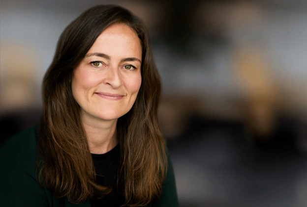 Advokat og director hos Lundgrens Stine Bernt Stryhn Jyske Bank politianmeldt for groft bedrageri og bestikkelse. Bedrageri hvilket er blevet udført af Nicolai Hansen, Jeanett Kofoed-Hansen og med hjælp fra Casper Dam Olsen, Anette Kirkeby og Morten Ulrik Gade og Philip Baruch fra Lund Elmer Sandager advokater, der har hjulpet med eller stået bag økonomisk kriminalitet, Jyske Bank har efterfølgende bestukket Lundgrens advokater til ikke at fremlægge klientens svindel sag mod Jysk Bank. Hvis Jyske Bank ikke vil beskrives som bedrageriske og for at stå bag svindel mod bankens kunder så ring til mig +4522227713 Jyske Bank A/S kender mine beviser og tør derfor ikke beskylde mig for at krænke nogle af de mange kriminelle medarbejdere i Jyske Bank, det eneste Jyske Bank har turdet var den 1. Februar 2019. Hvor Lund Elmer Sandager advokater ved et bestyrelsesmedlem fra Jyske Bank, skrive til deres medvirken og korrupte Lundgrens advokater ved Dan Terkildsen, og dette gør Jyske Bank bag min ryg, hvor den advokat Philip Baruch der gentagende gange har løjet over for retten, har skrevet til Lundgrens advokater med beskyldning for at jeg har begået straffelovens overtrædelser. Jyske Bank er gentagende gange, i mails og på video blevet opfordret til at advokatbistand, måske Henrik Høpner der er ekspert i straffelovens bestemmelser vil hjælpe, jeg har også opfordret Jyske Bank til at kontakte politiet, hvis ikke Jyske Bank har lavet hverken bedrageri eller dokumentfalsk, og ej heller har brugt bestikkelse, vanhjemmel, udnyttelse, misbrug af fuldmagt, mandatsvig og den slags ting, min opfordring til Jyske Bank er at de fortæller mig det, eller at Anders Christian Dam anmoder politiet om at efterforske Jyske Bank for bedrageri. De korrupte Lundgrens advokater vil have 232.000 dkk for ikke at fremlægge klientens svindelsag mod Jyske Bank, og for at skjule og tilbageholder flere processkrifter for klienten, samt for at skjule at Jyske Bank A/S bestak Lundgrens advokater ved returkommission i en opgave om rådgivning som Niels Gram-Hanssen udførte, herefter stod 7 ansatte i Lundgrens advokater som inhabile i selskabets sag mod Jyske Bank, de medarbejdere som Lundgrens ved Dan Terkildsen sætter på sagen mod Jyske Bank er følgende. Mette Marie Nielsen der i dag ansat i Danske Bank A/S. Emil Hald Wendelbo Vinstrøm der er ansat i Rambøll A/S. Derudover har også advokat Sebastian Lysholm Nielsen, Jens Grunnet-Nilsson, Karoline Stampe Eriksen og Pernille Hellesøe været over sagen mod Jyske Bank, ingen har hjulpet klienten med noget. Hvis der er nogle som mener de har rettelser, så i blevet opfordret flere gange til at svare på beskyldningerne, men sandheden er jo nogle gange svær at komme uden om. Beskyldninger mod Jyske Bank der alle er skrevet af selskabets ejer til CEO Anders Christian Dam, og bankdirektørerne som Niels Erik Jakobsen, Per Skovhus eller Peter Schleidt, som kan spørger ejeren Carsten Storbjerg Skaarup om ikke at hænge Jyske Bank A/S koncernen ud som en kriminel organisation, det kræver kun dialog, selskabet der ikke kan bekæmpe korruptionen i Danmark, kan kun gøre opmærksom på problemet, som selv ansatte i Danmarks Nationalbank har sagt er en skandale. I så fald Jyske Bank eller måske Rödstenen advokater vil påstå at selskabets ejer lyver, er Jyske Bank og deres kriminelle medvirkende allerede gentagne gange blevet fremlagt muligheden for at kontakte politiet, og der bede om en efterforskning af de fremlagte oplysninger, hverken Morten Ulrik Gade eller Martin Skovsted-Nielsen der er Juridisk Direktør i Jyske Bank, eller koncernchefen CEO Anders Christian Dam, eller koncernledelsen, Benny Laibach Pedersen, Birger Krøgh Nielsen, Bo Ancher Christensen, Carsten Tirsbæk Madsen, Erik Gadeberg, Erik Qvirin Hansen, Hanne Birgitte Møller, Jes Rosendal, Klaus Naur, Knud Nørbo, Lars Stensgaard Mørch, Lars Waalen Sandberg, Martin Skovsted-Nielsen, Peer Roer Pedersen, Rune Møller, Søren Skyum Elbert, Jens Rahbek, Me Sophie Christensen, Christian Wordenskjold B. Andreasen, Dorthe Kirkeby, Torbjörn Egerdal, tør stille spørgsmålstegn til beviserne. Vedtægter som Højesteretsdommer Kurt Rasmussen fra domstolsstyrelsen sammen med advokater som Birgitte Frølund fra Horten advokater. / Jens Steen Jensen fra Kromann Reumert advokater. selskabet har ved ejeren 16-02-2023. skrevet til ledelsen i Kromann Reumert og forespørger Kromann Reumert, om advokatfirmaet ved ledelsen er enig med Jens Steen Jensens holdninger, advokaterne har ikke svaret, hvilket viser at Kromann Reumert advokater som selskab er enige, med også Jurist Rikke Skadhauge Seerup Krogsgaard tidl. Forbrugerklagenævnet, nu Lægemiddelstyrelsen. og Henrik Hyltoft fra Dansk erhverv der har afgjort en lovreglen, som blot skal stadfæstes i Folketinget, således de er glædende for alle samfundets borger, der måtte have brug for en advokat. Som en direkte følge af de illoyale Lundgrens handlinger der har hjulpet Jyske bank med at lave bedrageri. :-) Ønsker du nogle udskrifter af klage 5. juni 2020. dokumenter eller af advokatnævnets afgørelse 30 juni 2021. så kan i skrive til banknyt@gmail.com mærk. Ønsker at se følgende dokumentation Advokatnævnet har lavet denne beslutning for at dække over korruption i Danmark, og for at dække over Jyske Banks forbrydelser, hvilket er sket som led i nepotisme, kammerateri og sker gennem staten og myndigheder samt partnere for at beskytte statens egne økonomiske interesser i Jyske Bank, og som igen sker på bekostning af retssikkerheden, og fratagelse af danskernes egen ret til at bestemme over deres egen sag eller sager. Jyske Bank skjuler bankens bedrageri, hvilket er udført i forening og derfor er kaldet for organiseret kriminalitet. Find the corrupt Lundgren lawyers here. Lundgrens Advokatpartnerselskab Tuborg Boulevard 12 DK-2900 Hellerup info@lundgrens.dk +45 3525 2535 Lundgrens advokater er korrupte, efter Jyske Bank har bestukket Lundgrens advokater til ikke at fremlægge klients svig påstande mod Jyske Bank, du finder de Lundgrens advokater i Regus Management ejendomme. Mød det korrupte Lundgrens på Tuborg Boulevard 12. 2900 Hellerup. Remember now. A false or corrupt lawyer is a threat to the Danish legal community. :-) Her er de advokat etiske regler som Lundgrens advokater arbejder efter, tør du bruge Lundgrens advokater, tør du stole på Lundgrens advokater, som mener. Det er ikke en overtrædelse af god advokatskik: At det alene er advokaterne, der bestemmer hvad en klient må få fremlagt af påstande og anbringer. Det er ikke en overtrædelse af god advokatskik: At det alene er advokaterne, som bestemmer hvilket beviser en klient må få fremlagt til klientens påstande og anbringer. Det er ikke en overtrædelse af god advokatskik: At advokaten ændrer i klientens påstand, hvis en klient påstår noget er u-sandt, falsk, eller ugyldig, så må advokaten gerne ændre klientens påstand til det modsatte. Det er ikke en overtrædelse af god advokatskik: At advokater ikke svare på klientens henvendelser. Det er ikke en overtrædelse af god advokatskik: At advokater ikke dele sagsøgers processkrifter med klienten. Det er ikke en overtrædelse af god advokatskik: At advokater ikke dele sagsøgtes processkrifter med klienten. Det er ikke en overtrædelse af god advokatskik: At advokater ikke deler alle retsbøger med klienten. Det er ikke en overtrædelse af god advokatskik: At advokater ikke udleverer klienten kopi af alle retsbøger, selv om klienten anmoder advokaten om det. Det er ikke en overtrædelse af god advokatskik: At advokater ikke udleverer klienten kopi af alle retsbøger, selv om klienten anmoder både advokaten, men også domstolen om det. “Hvilket skete ved at anmode domstolen om aktindsigt i sin sag mod Jyske Bank A/S da Lundgrens advokater ikke ville udlevere klienten kopi af alle retsbøger og processkrifter.” Det er ikke en overtrædelse af god advokatskik: At selv om advokater har bekræftet mundtligt, ”eller med optagelse” overfor deres klienter, at disse advokater ikke fremlægger noget for retten, uden klienten er helt enig med advokaten, selv om advokater mod instruks, efterfølgende fremlægge påstande, der ikke er sammenligneligt med klientens påstande. Det er ikke en overtrædelse af god advokatskik: At advokater ændrer i klientens anbringender, selv om klienten har skrevet til advokaten, du må intet fremlægge for domstolen, uden at jeg ”klienten” har godkendt det. Det er ikke en overtrædelse af god advokatskik: At advokater ændrer klientens anbringender, også uden at oplyse klienten noget om det, altså advokater behøver ikke at dele noget af det som advokaten fremlægger med klienten. Det er ikke en overtrædelse af god advokatskik: At advokater indkalder andre vidner end dem klienten har sagt, også uden at oplyse klienten noget om det. Det er ikke en overtrædelse af god advokatskik: At advokater fjerne klientens vidner, også uden at oplyse klienten noget om det. Det er ikke en overtrædelse af god advokatskik: At advokater laver litrerings rod, ved fremlæggelse af bilag, og så efterfølgende beskylder klienten for det. Det er ikke en overtrædelse af god advokatskik: At advokater vildleder klienten. Det er ikke en overtrædelse af god advokatskik: At advokater skriver ydelser på en klient, så som taxaregninger på en klient, selv om det ikke vedrører klienten. Det er ikke en overtrædelse af god advokatskik: At advokater ikke svare klienten på spørgsmål der omhandler spørgsmål, hvorvidt andre advokater fra samme advokatkontoret, måtte have arbejder for den samme virksomhed, som klientens advokaten er ansat til at fremlægge en svig og falsk sag imod. Det er ikke en overtrædelse af god advokatskik: At advokater ikke svare deres klienter på spørgsmål, og som advokaten bagefter tager honorar / betaling for ikke at svare på det deres klienter spørger om. Det er ikke en overtrædelse af god advokatskik: At advokater skjuler overfor deres klienter, når retten har skrevet til advokaten at retten vil se bort fra klientens egne fremlagte skriftlige vidneforklaringer, med klientens påstande og bilag som understøtter klientens forklaring, hvilket klienten selv sendte til retten, efter advokaten desværre glemte at fremlægge klientens påstande for retten. Det er ikke en overtrædelse af god advokatskik: At en advokat opfordrer en klient til at fortsætte med at udføre handlinger, som modpartens advokat i en sag, har skrevet til klientens advokat er strafbar handling. Det er ikke en overtrædelse af god advokatskik: At en advokat tilbageholder breve for klienten, hvori klienten beskyldes for at begå strafbar handling, eftersom advokater ikke behøver oplyse klienten om at klienten, beskyldes for at for at overtræde straffeloven. Det er ikke en overtrædelse af god advokatskik: At bryde tavshedspligten ved i retsforhold, ikke at skjule mailadresser som er sendt BBC. og som klienten naturligt ønsker skjult. Hilsen Jyske Bank bilen som den konservative Dan Terkildsen elsker Jyske Bank bilen.